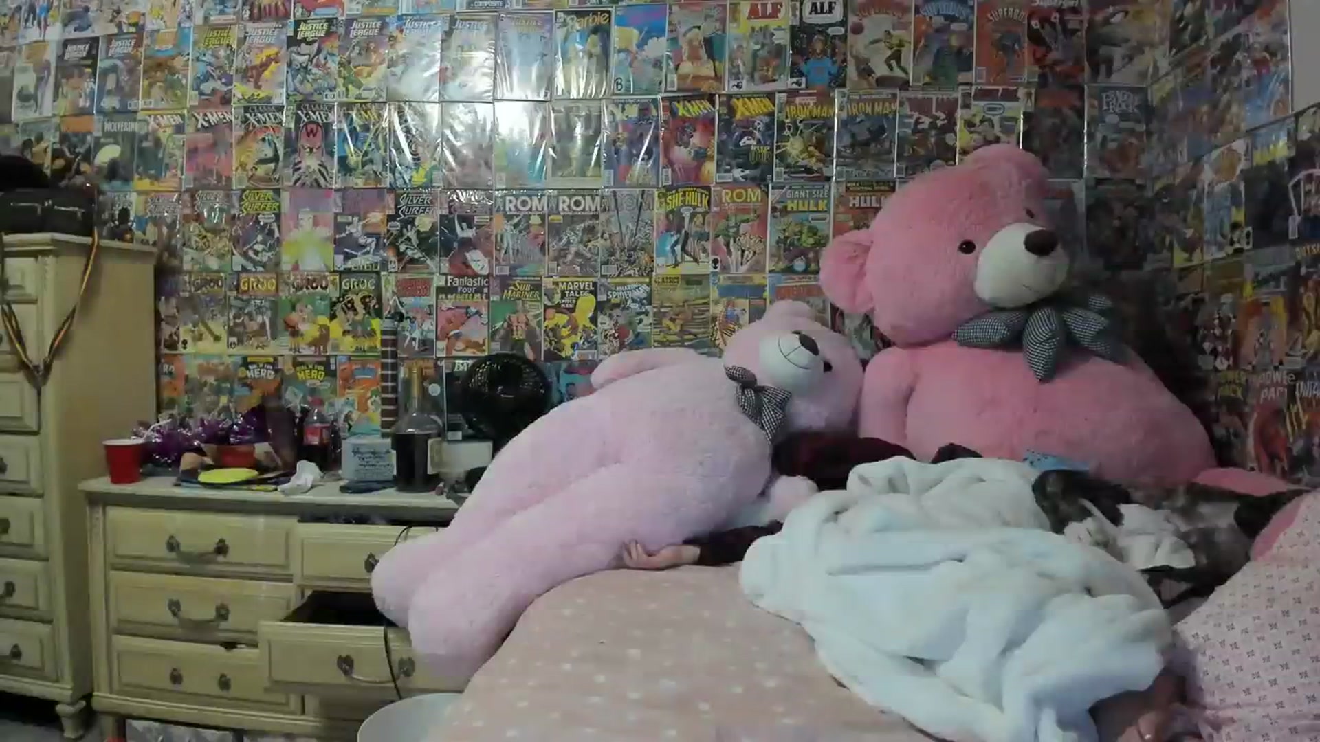 Gallery image thumbnail from Horizon_Blue's myfreecams stream on, 08/04/2023, 10:39 image 17 of 20