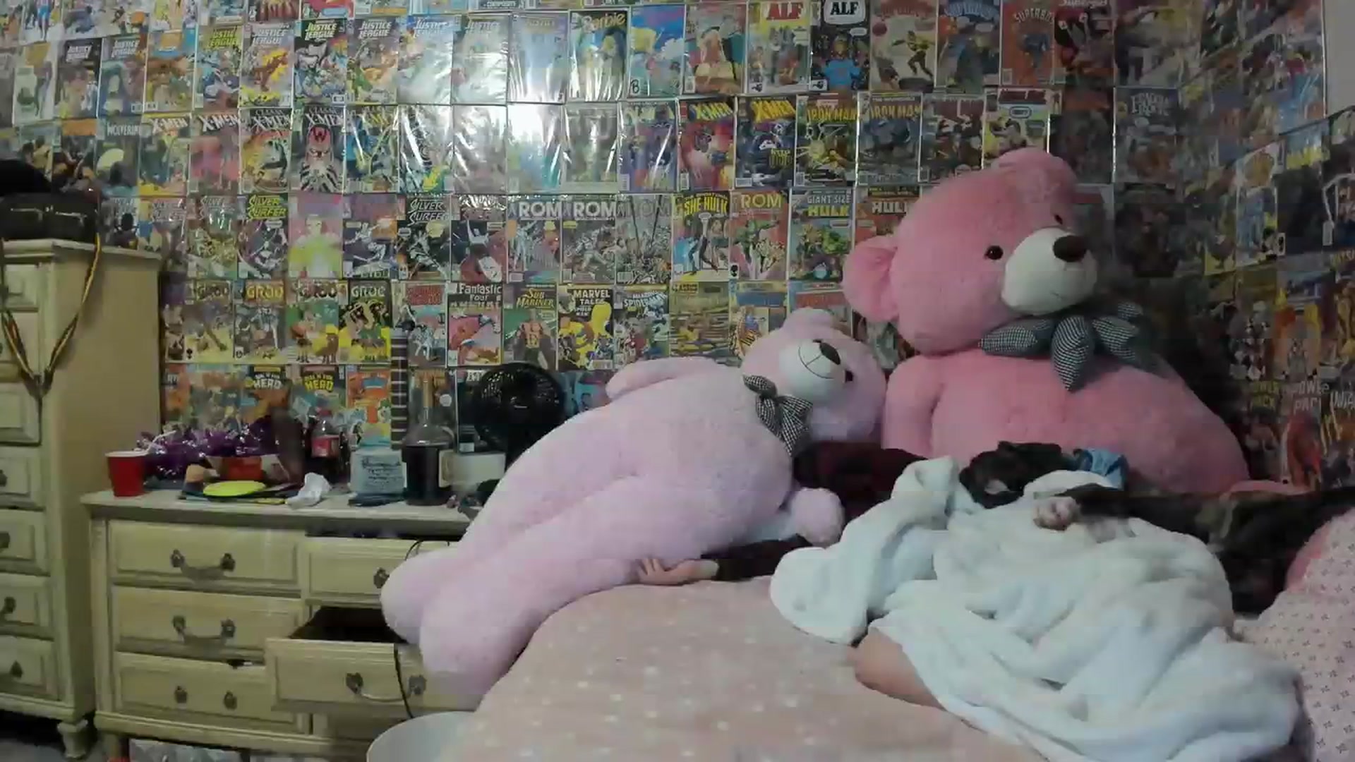 Gallery image thumbnail from Horizon_Blue's myfreecams stream on, 08/04/2023, 10:39 image 6 of 20