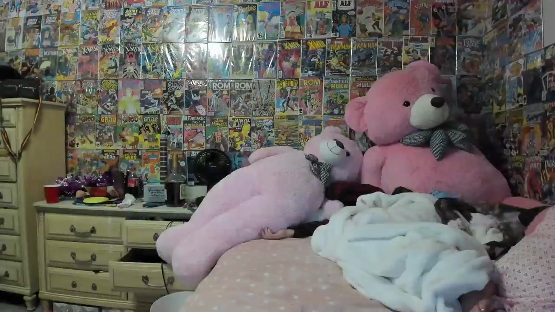 Gallery image thumbnail from Horizon_Blue's myfreecams stream on, 08/04/2023, 10:39 image 19 of 20