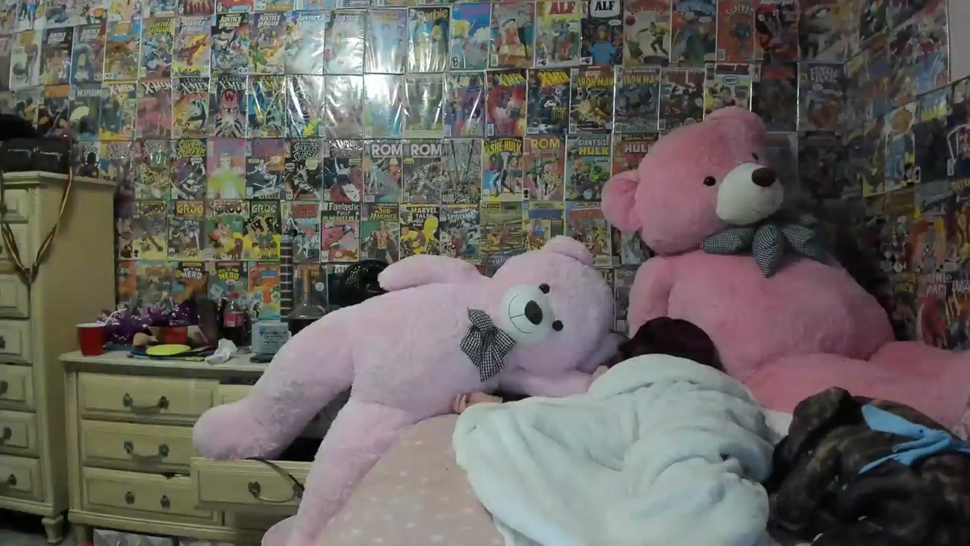 Gallery image thumbnail from Horizon_Blue's myfreecams stream on, 08/04/2023, 13:06 image 17 of 20