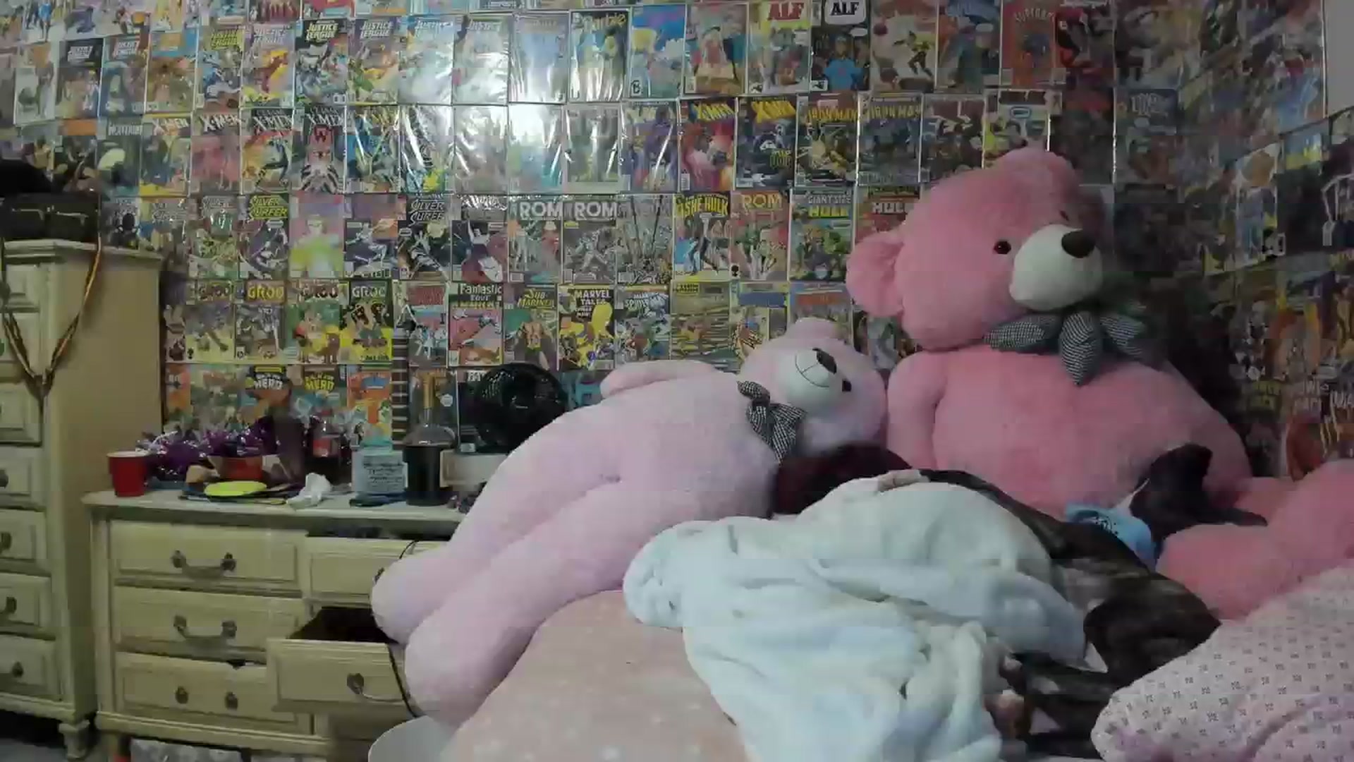Gallery image thumbnail from Horizon_Blue's myfreecams stream on, 08/04/2023, 13:06 image 5 of 20