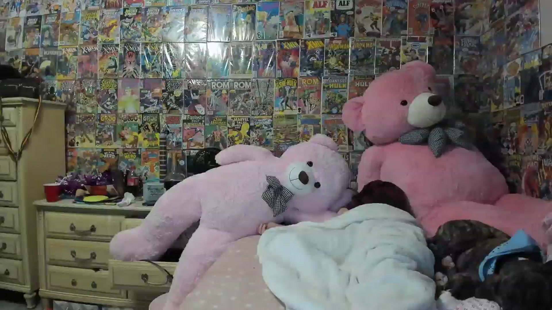 Gallery image thumbnail from Horizon_Blue's myfreecams stream on, 08/04/2023, 13:06 image 20 of 20
