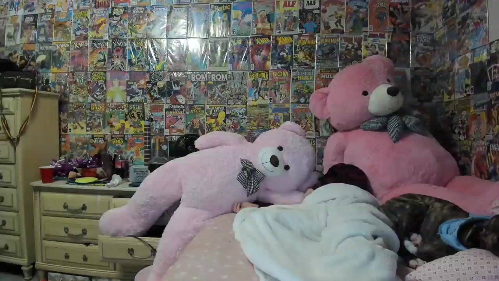 Gallery image thumbnail from Horizon_Blue's myfreecams stream on, 08/04/2023, 13:06 image 16 of 20