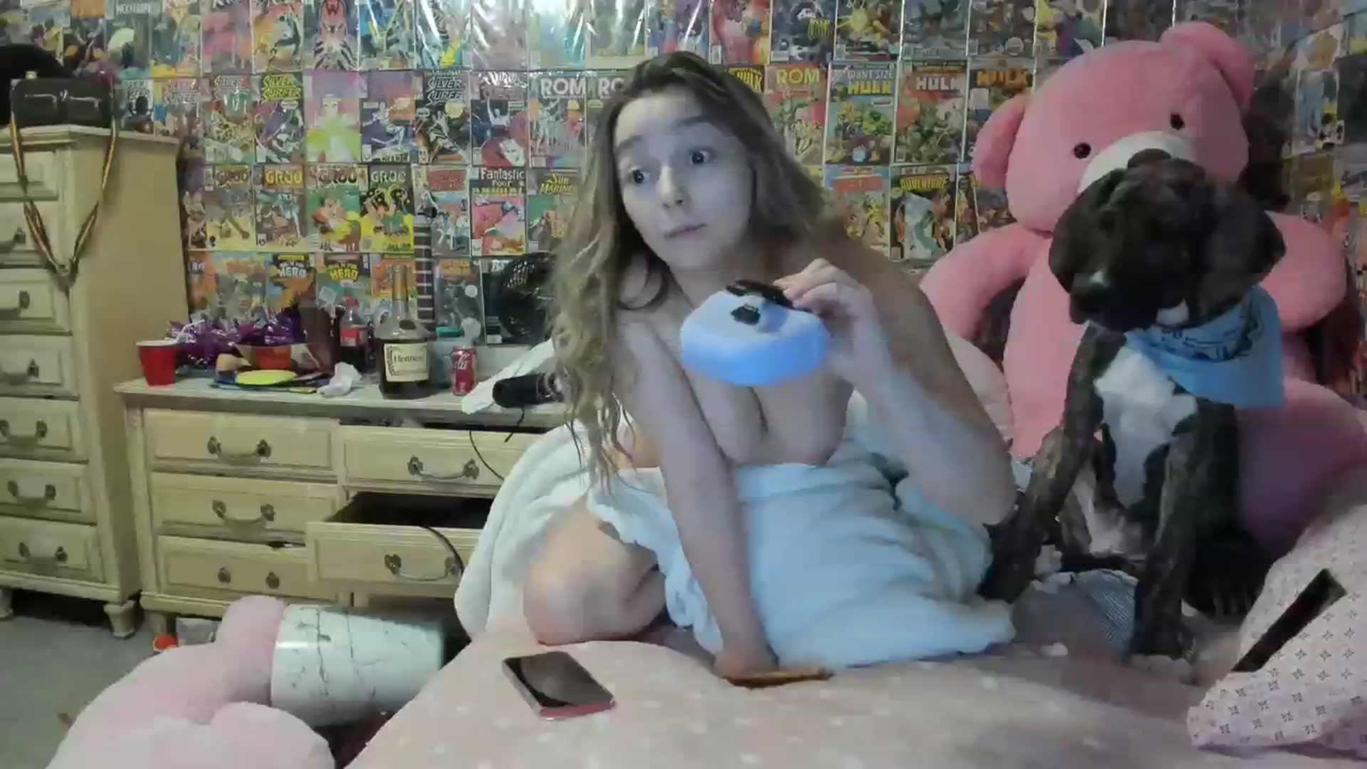 Gallery image thumbnail from Horizon_Blue's myfreecams stream on, 08/04/2023, 18:19 image 9 of 20