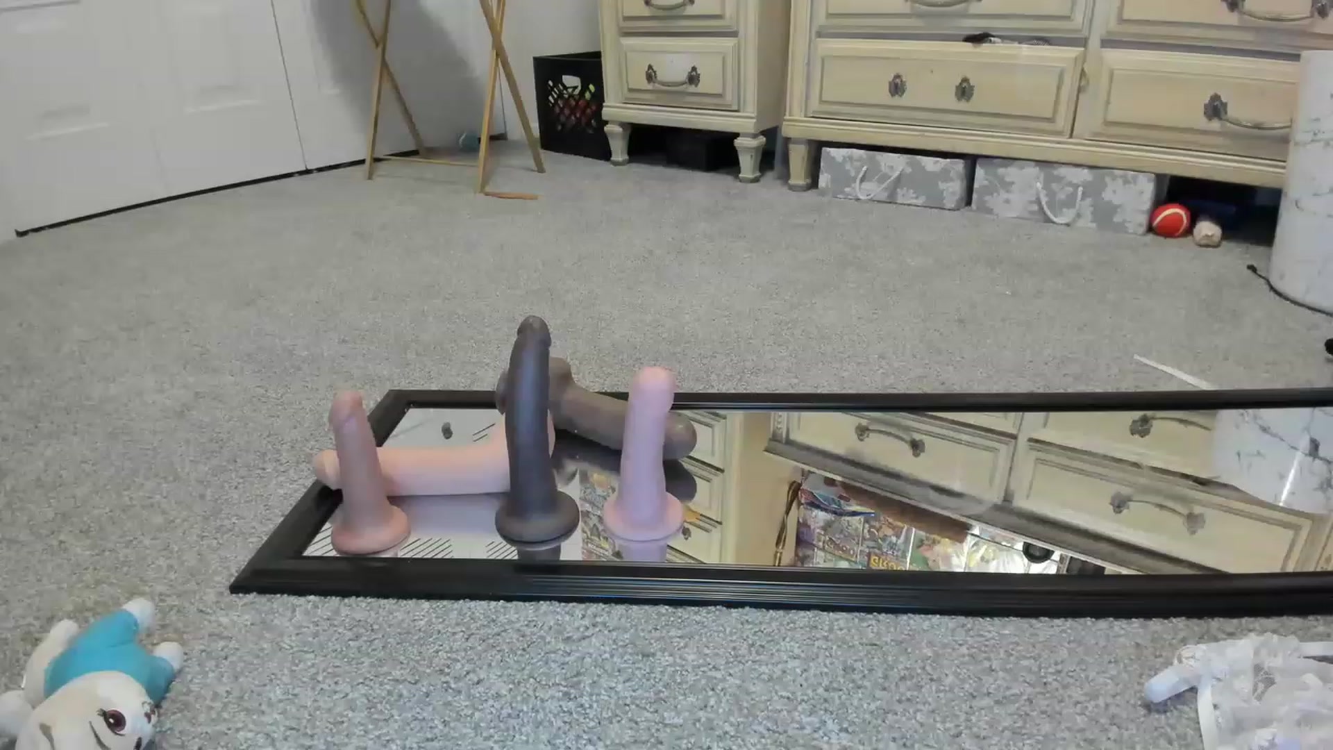 Gallery image thumbnail from Horizon_Blue's myfreecams stream on, 08/05/2023, 08:09 image 8 of 20