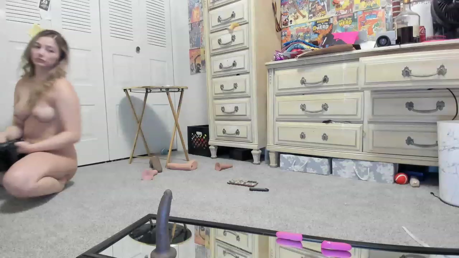 Gallery image thumbnail from Horizon_Blue's myfreecams stream on, 08/05/2023, 08:09 image 9 of 20