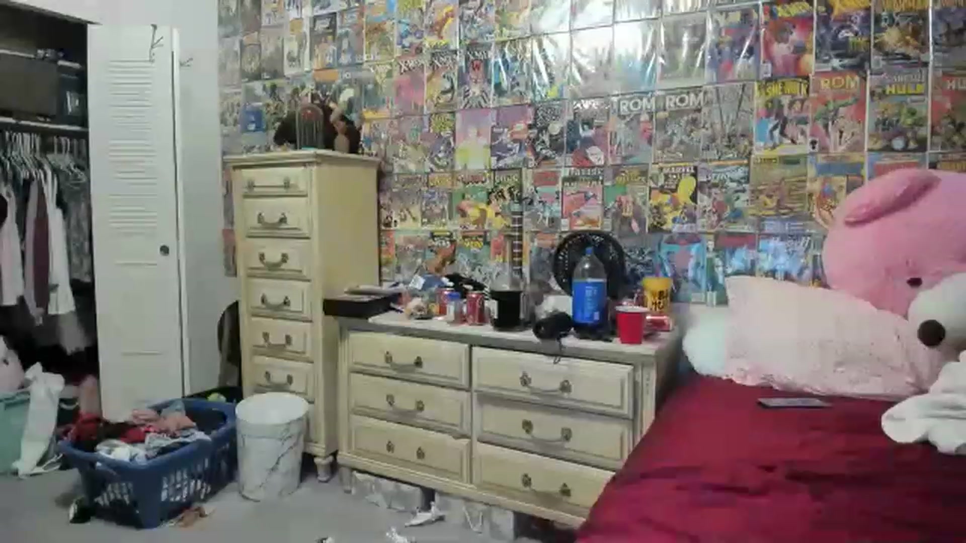 Gallery image thumbnail from Horizon_Blue's myfreecams stream on, 08/11/2023, 06:58 image 13 of 20