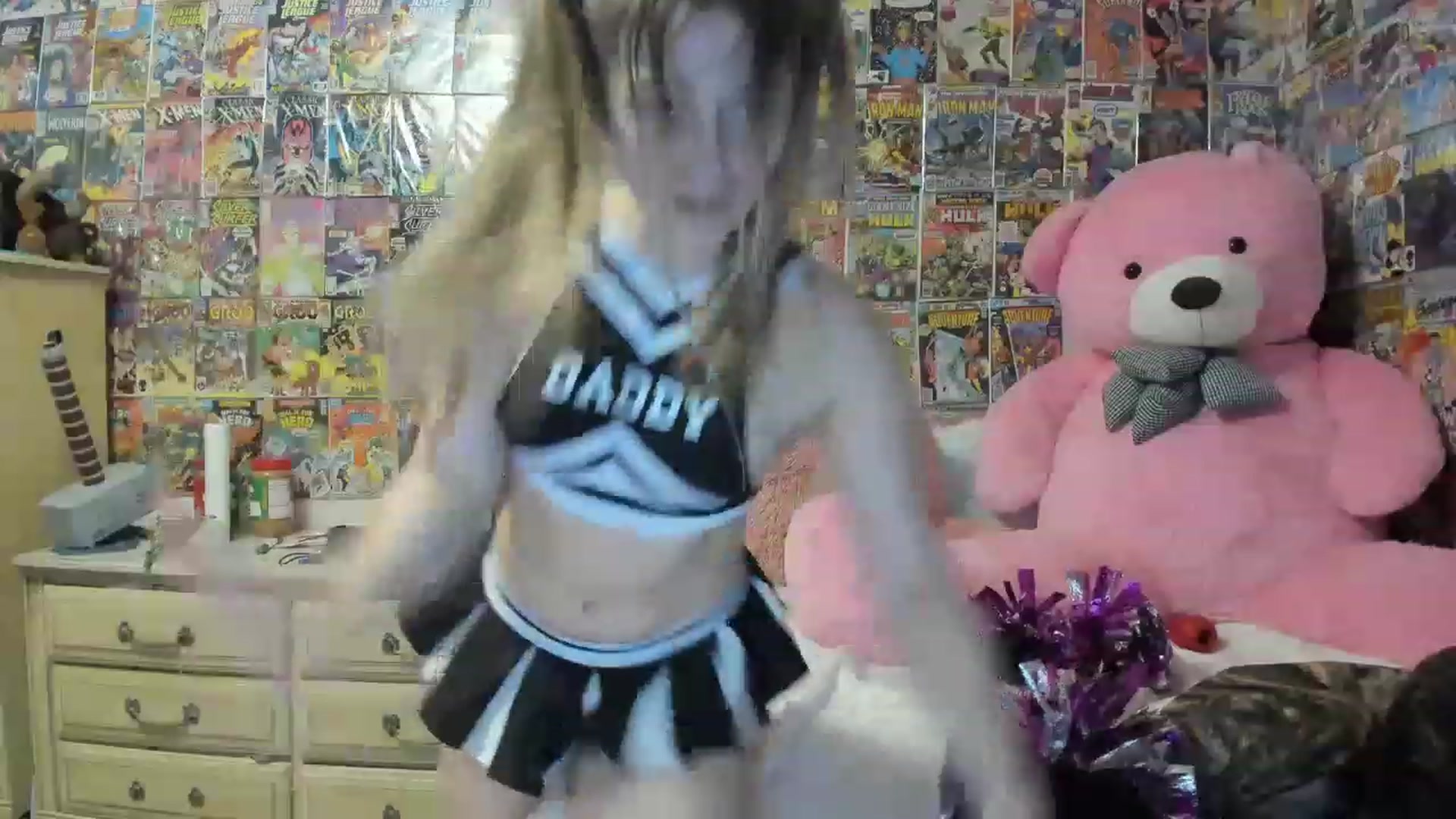 Gallery image thumbnail from Horizon_Blue's myfreecams stream on, 08/12/2023, 02:34 image 18 of 20