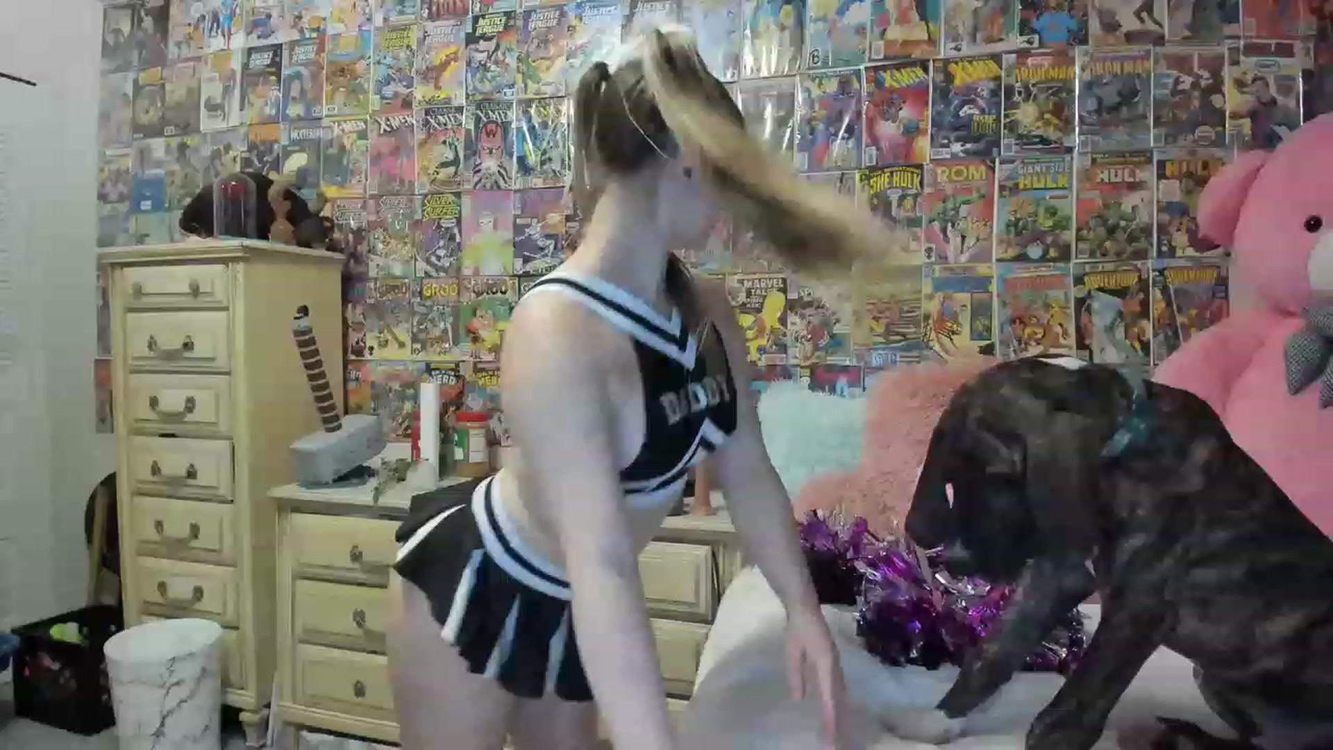 Gallery image thumbnail from Horizon_Blue's myfreecams stream on, 08/12/2023, 02:34 image 6 of 20