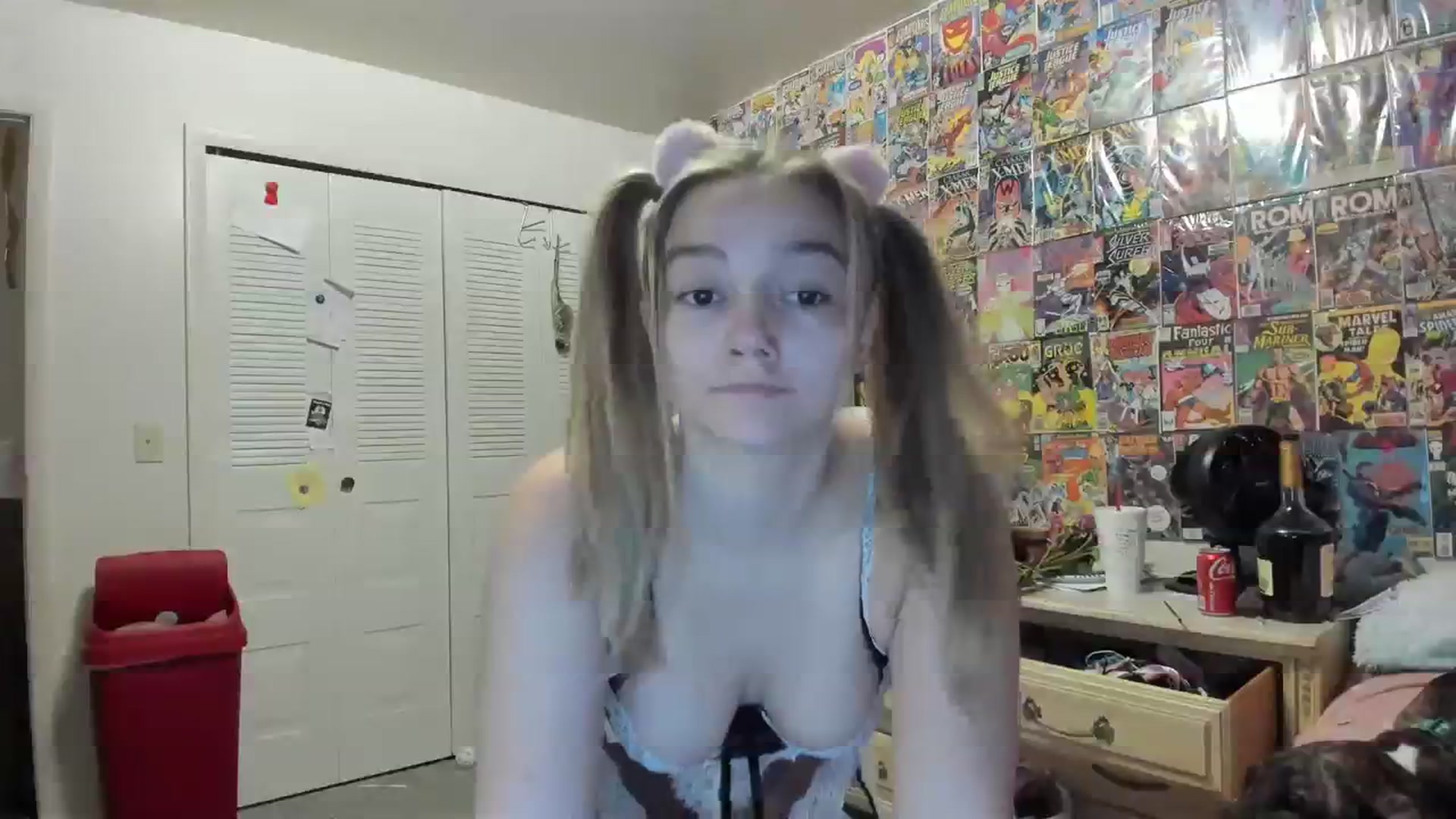 Gallery image thumbnail from Horizon_Blue's myfreecams stream on, 08/26/2023, 03:10 image 3 of 20