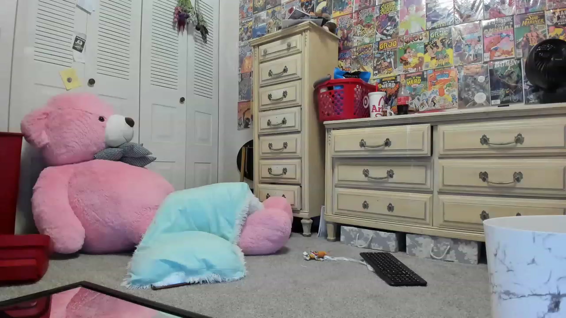 Gallery image thumbnail from Horizon_Blue's myfreecams stream on, 08/27/2023, 04:58 image 15 of 20