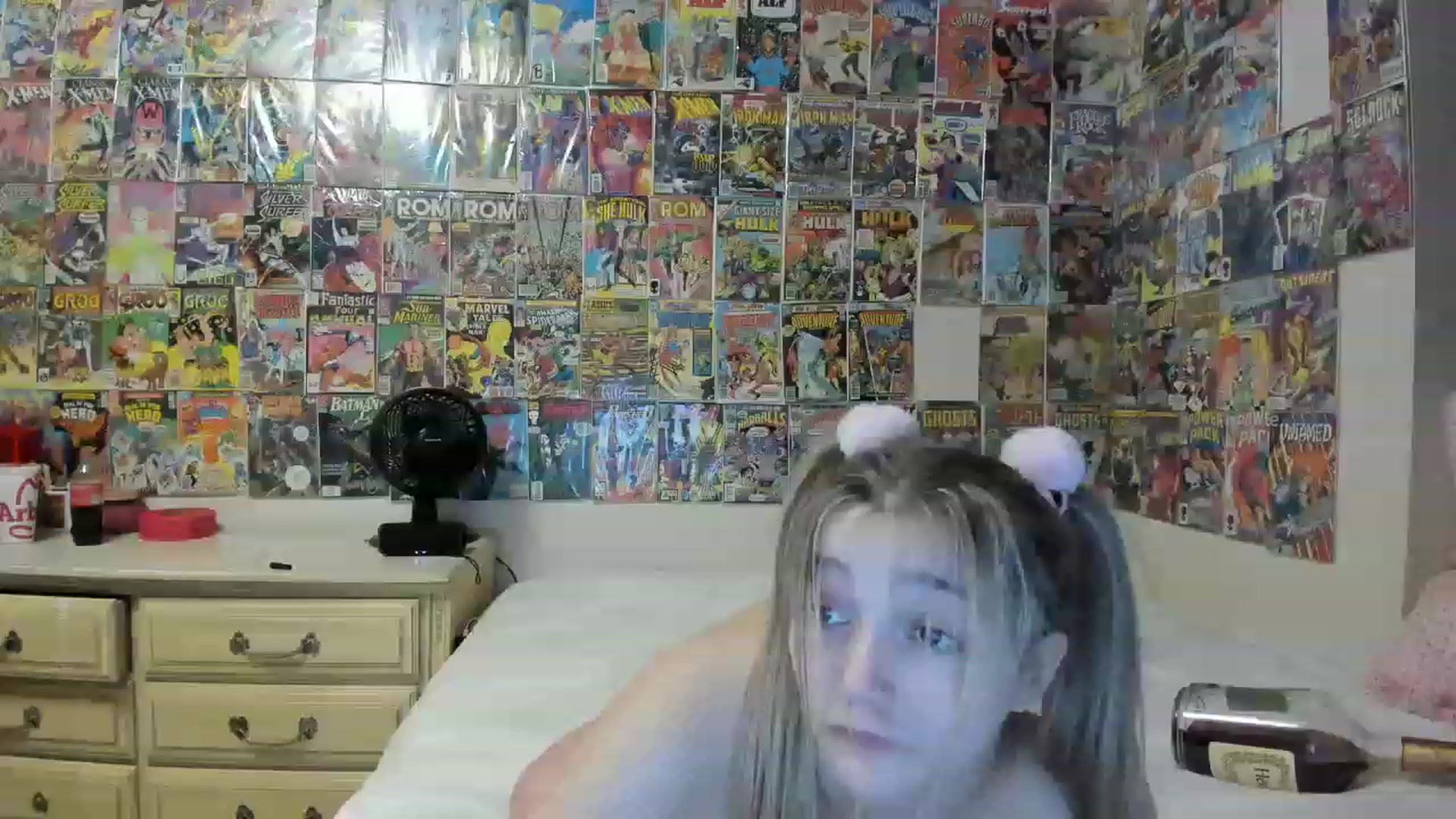 Gallery image thumbnail from Horizon_Blue's myfreecams stream on, 08/27/2023, 05:19 image 10 of 20