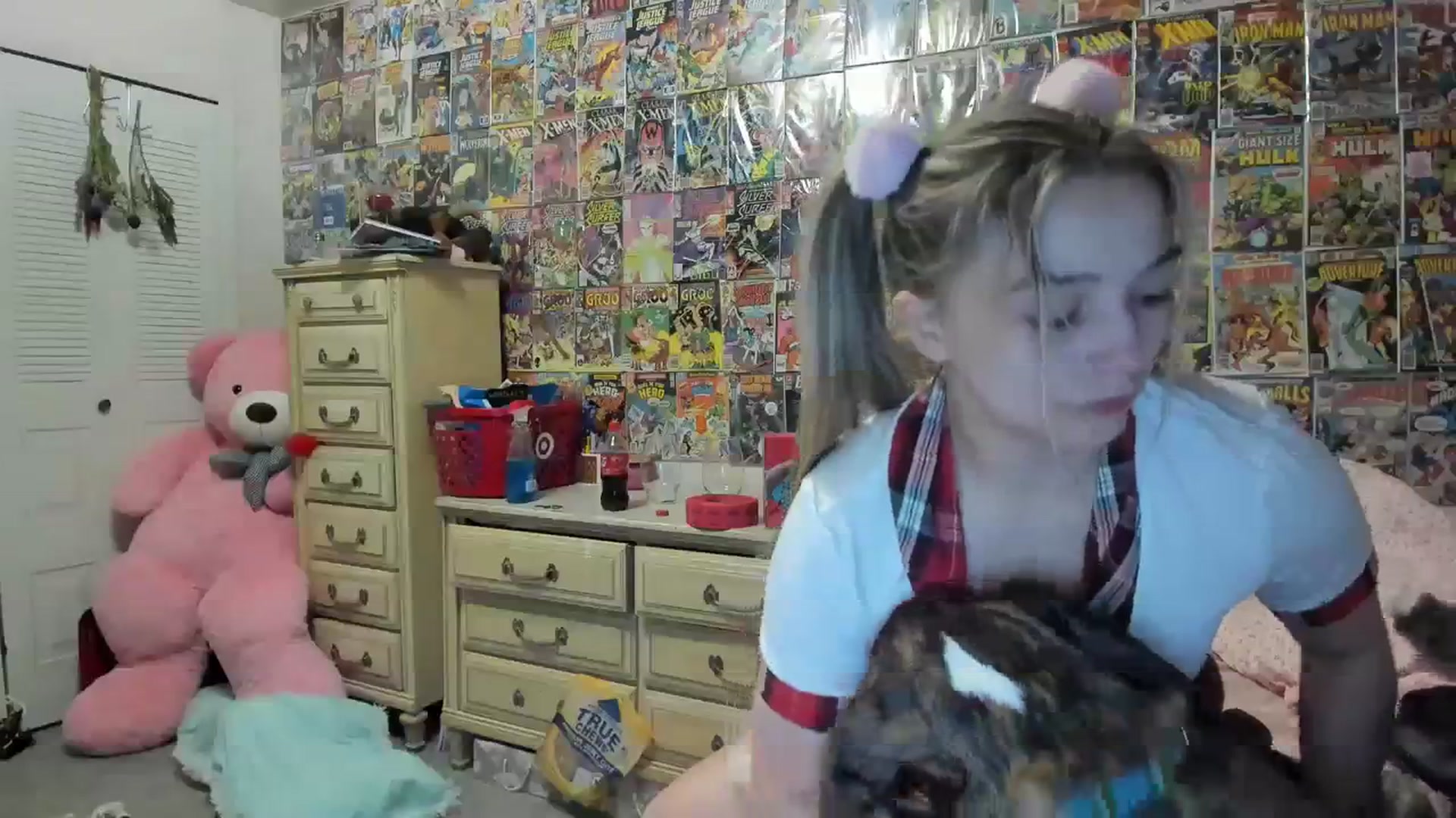 Gallery image thumbnail from Horizon_Blue's myfreecams stream on, 08/29/2023, 06:06 image 4 of 20