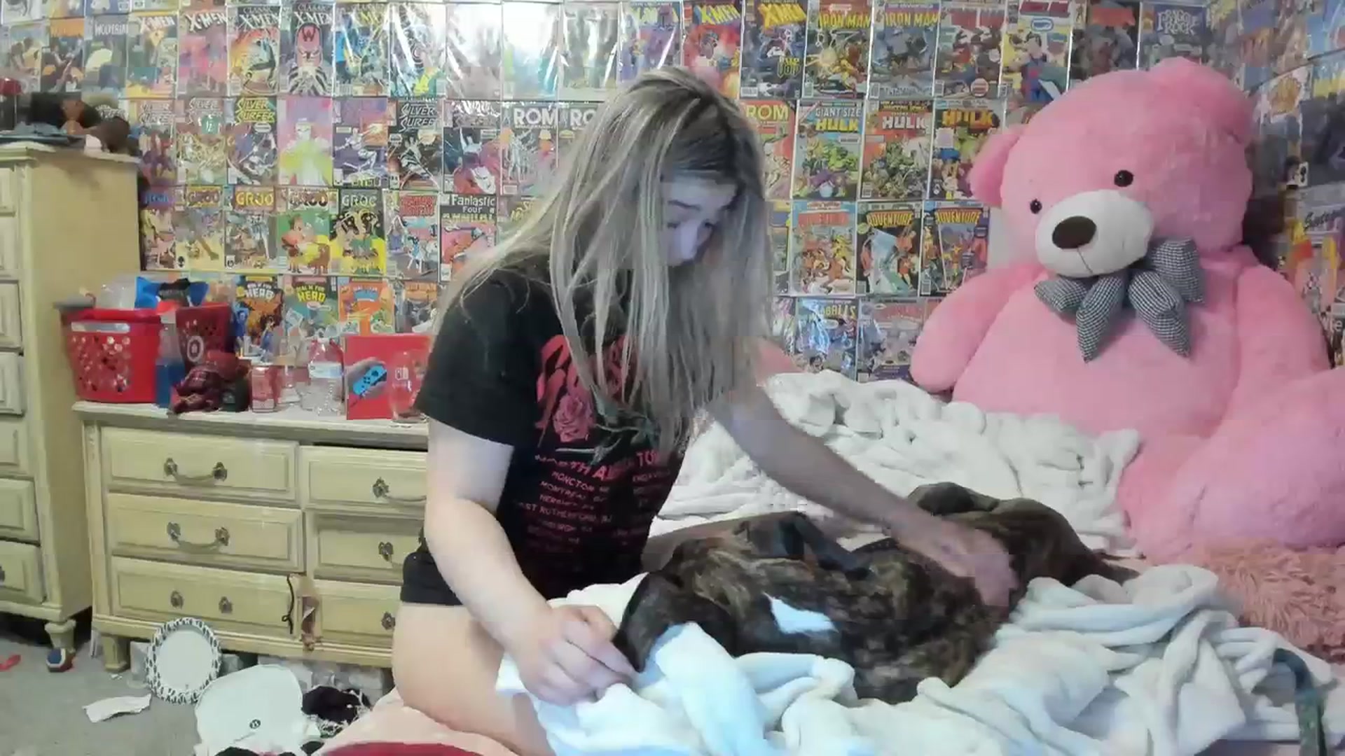 Gallery image thumbnail from Horizon_Blue's myfreecams stream on, 09/01/2023, 04:48 image 13 of 20