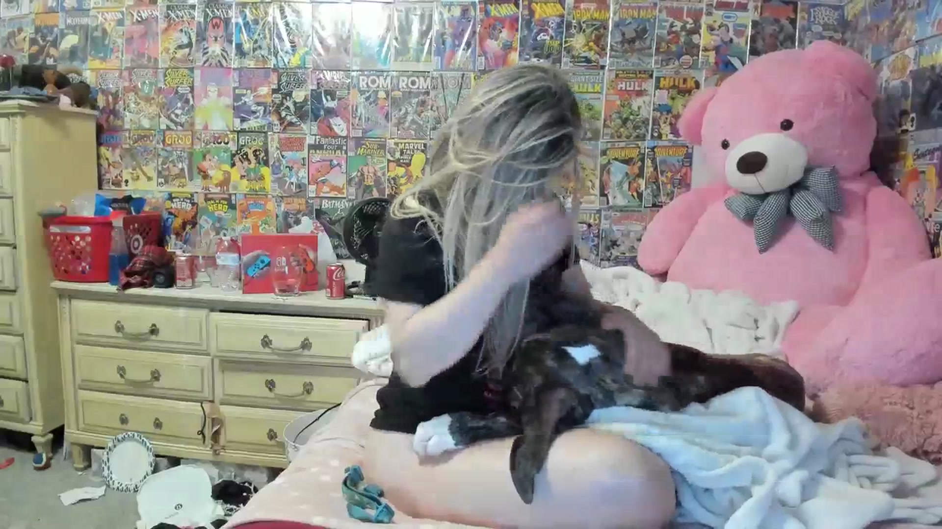 Gallery image thumbnail from Horizon_Blue's myfreecams stream on, 09/01/2023, 04:48 image 16 of 20