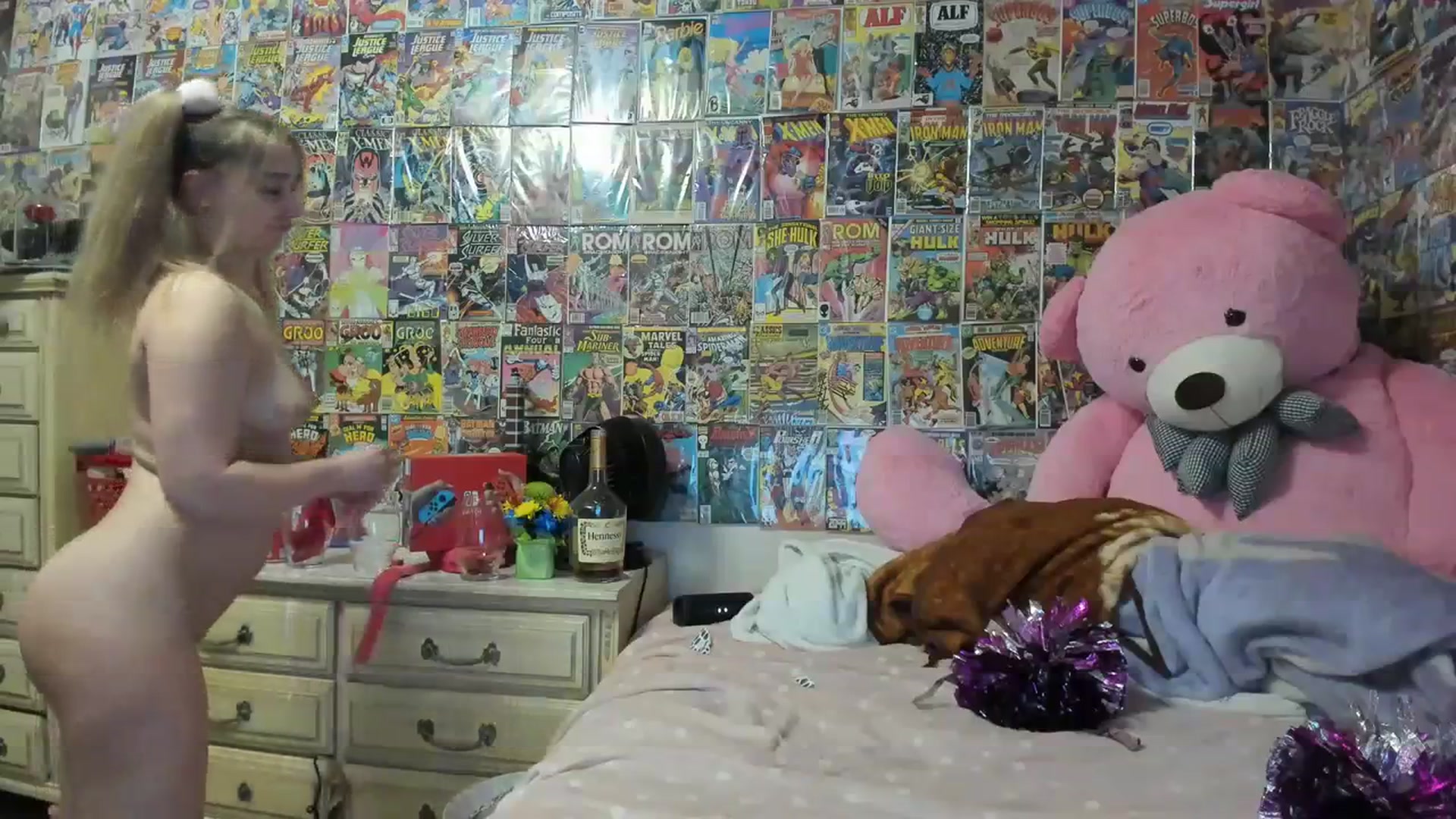 Gallery image thumbnail from Horizon_Blue's myfreecams stream on, 09/03/2023, 03:48 image 6 of 20