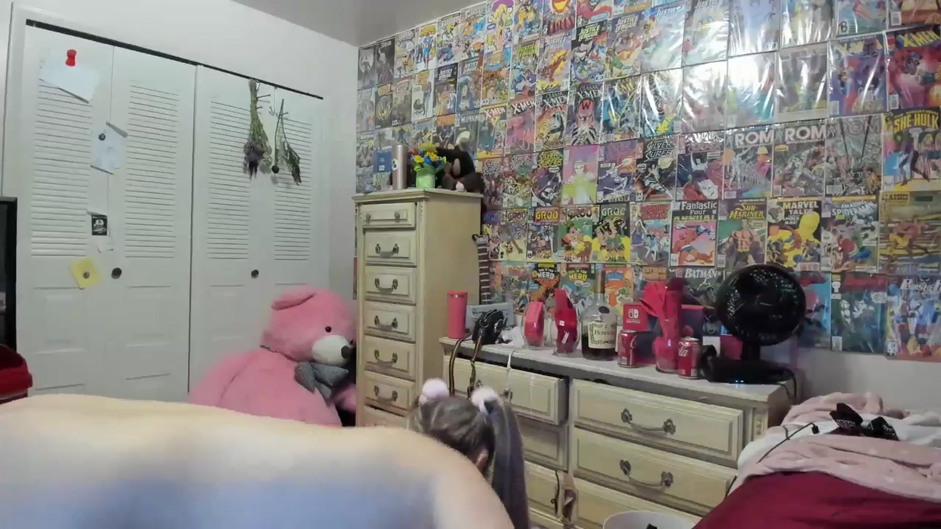 Gallery image thumbnail from Horizon_Blue's myfreecams stream on, 09/08/2023, 07:34 image 13 of 20