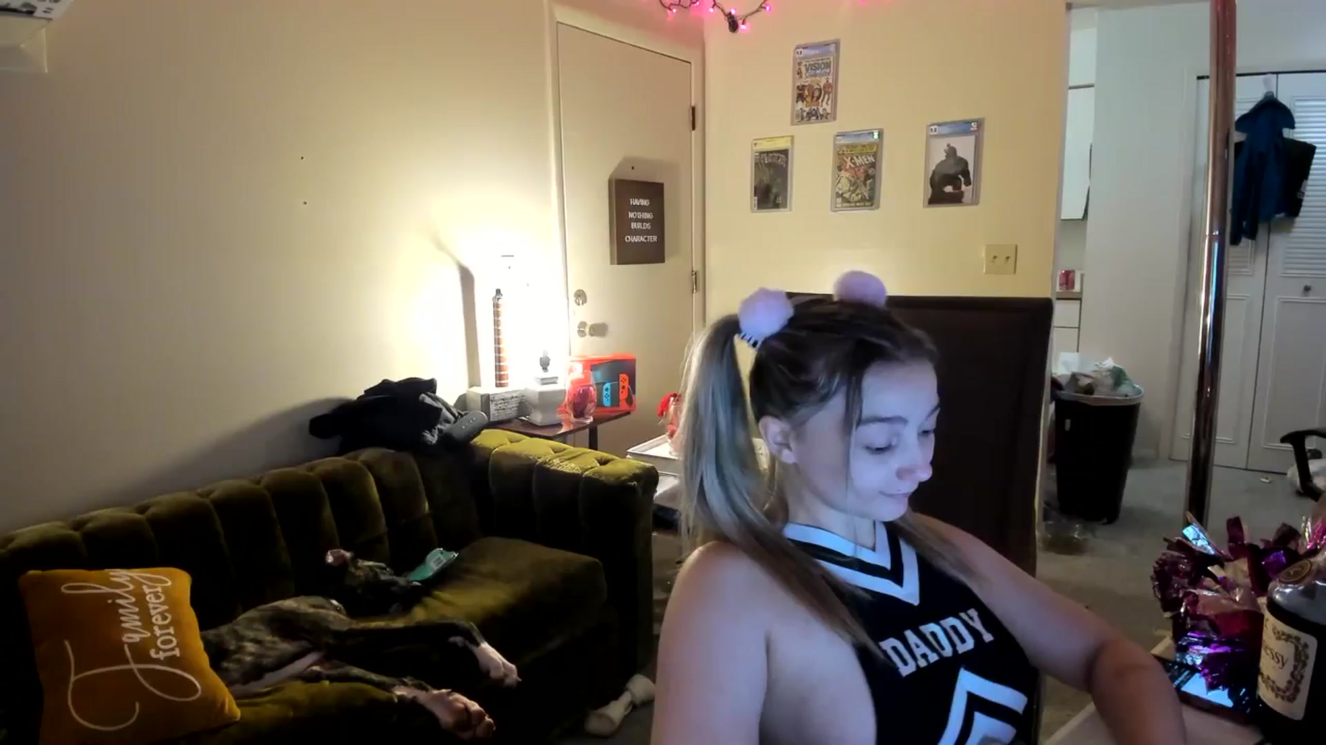 Gallery image thumbnail from Horizon_Blue's myfreecams stream on, 09/15/2023, 10:43 image 15 of 20