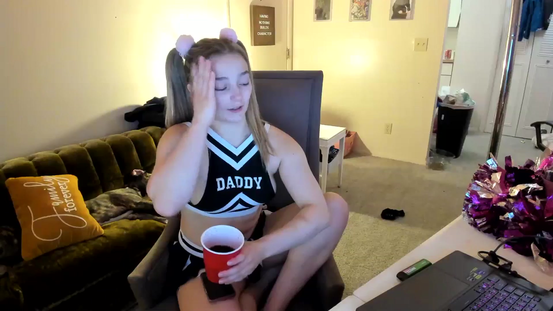 Gallery image thumbnail from Horizon_Blue's myfreecams stream on, 09/15/2023, 10:43 image 10 of 20
