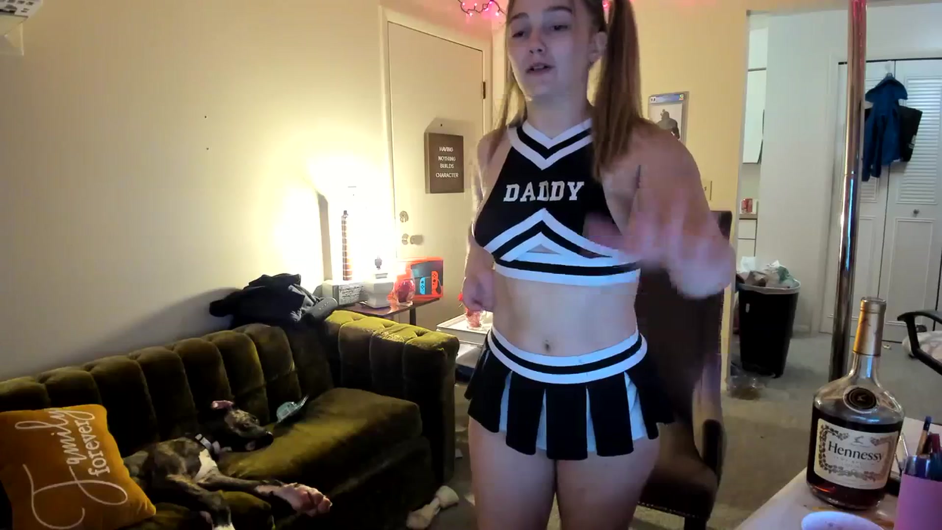 Gallery image thumbnail from Horizon_Blue's myfreecams stream on, 09/15/2023, 10:43 image 2 of 20