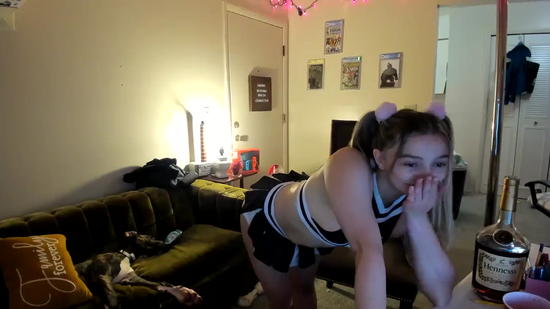 Gallery image thumbnail from Horizon_Blue's myfreecams stream on, 09/15/2023, 10:43 image 4 of 20