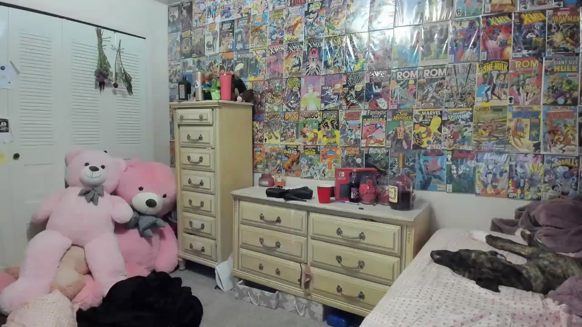 Gallery image thumbnail from Horizon_Blue's myfreecams stream on, 09/18/2023, 07:33 image 17 of 20