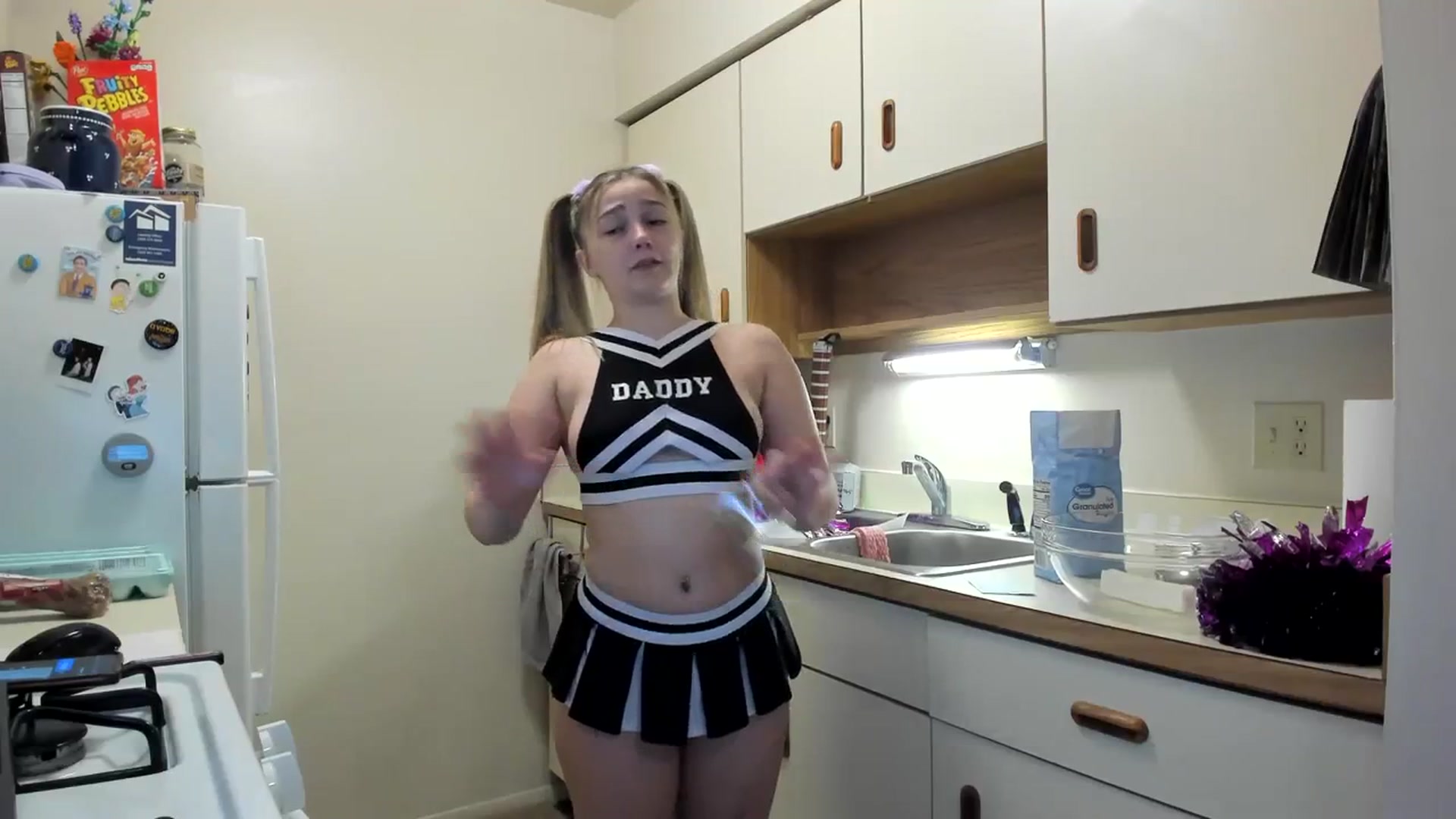 Gallery image thumbnail from Horizon_Blue's myfreecams stream on, 09/20/2023, 07:50 image 8 of 20