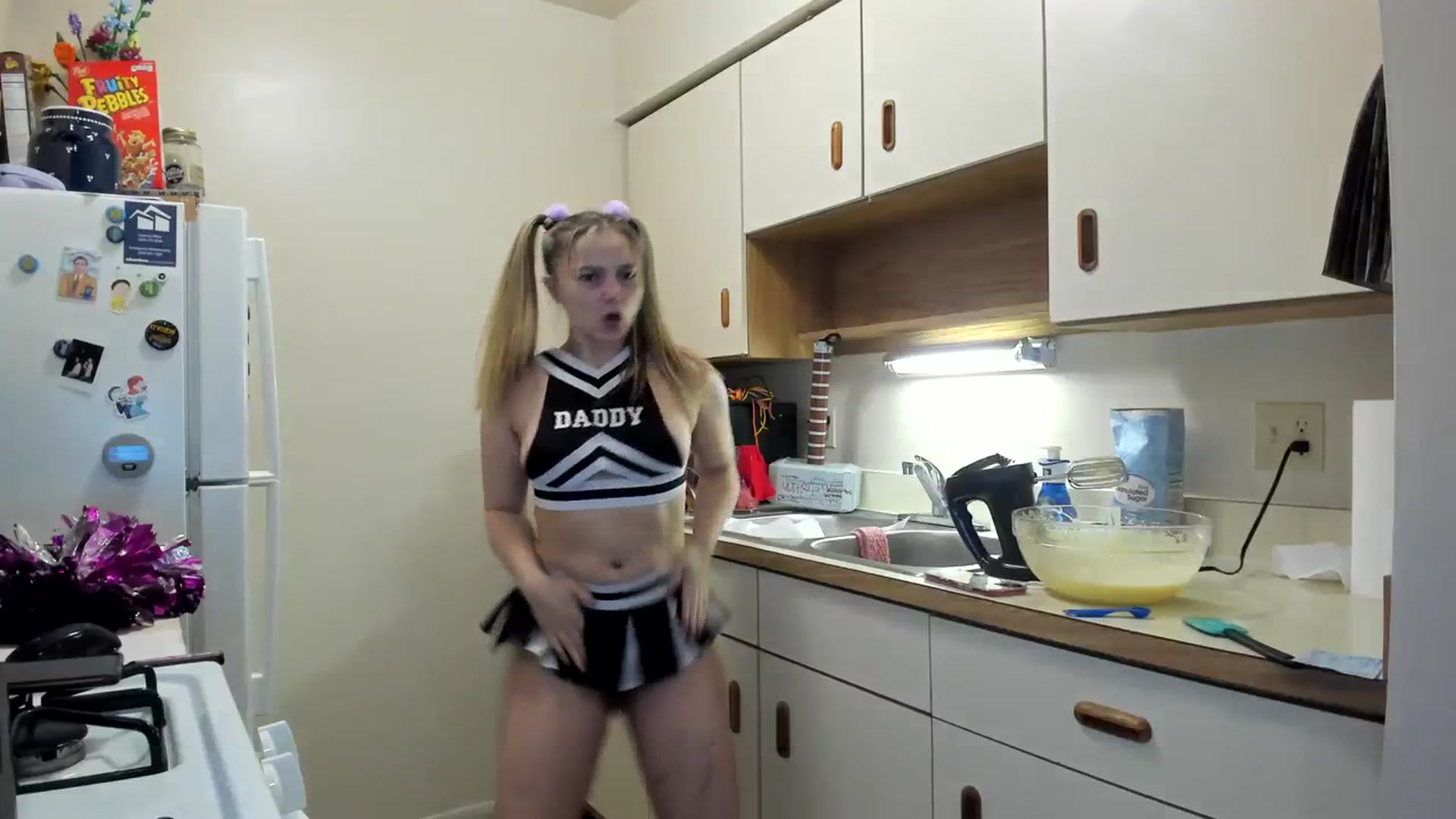 Gallery image thumbnail from Horizon_Blue's myfreecams stream on, 09/20/2023, 07:50 image 14 of 20