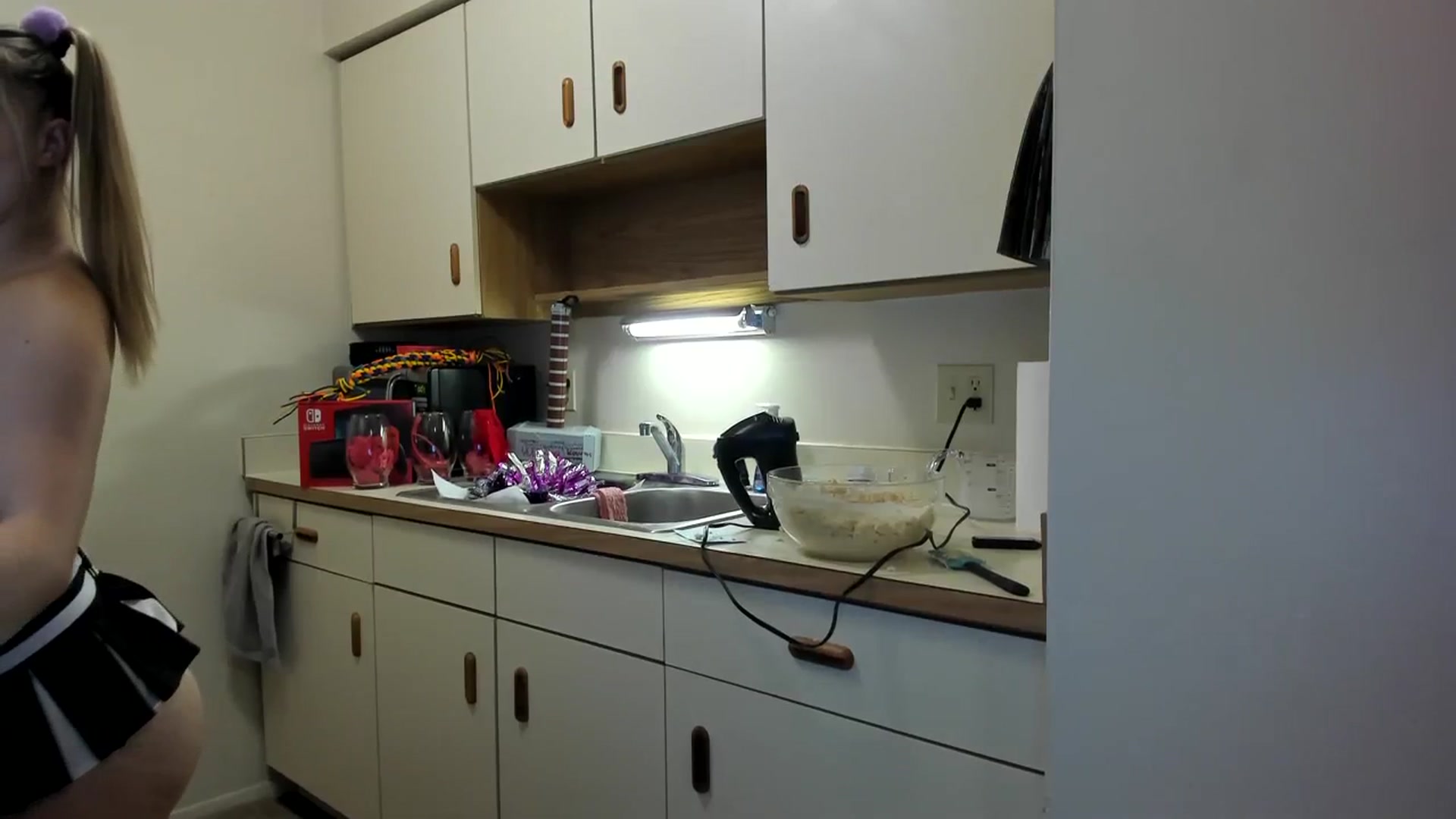 Gallery image thumbnail from Horizon_Blue's myfreecams stream on, 09/20/2023, 08:03 image 4 of 20