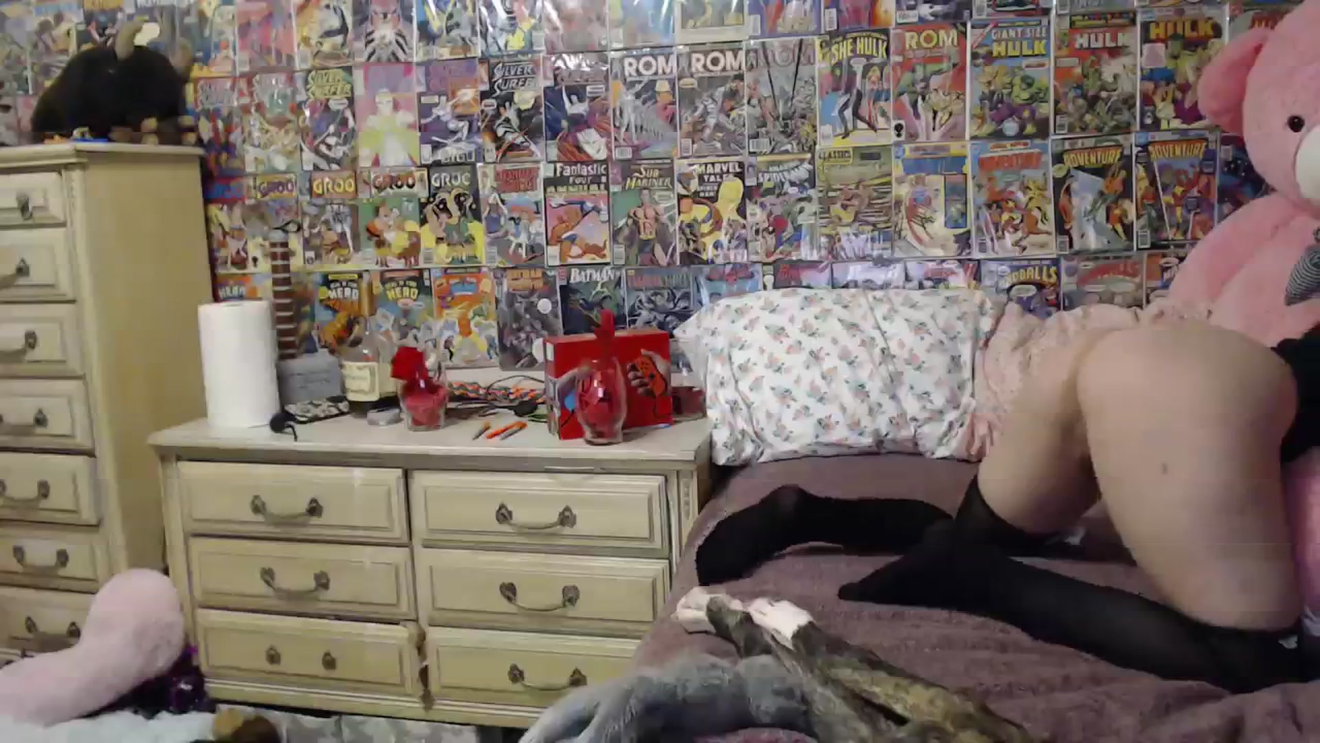 Gallery image thumbnail from Horizon_Blue's myfreecams stream on, 09/27/2023, 09:47 image 14 of 20