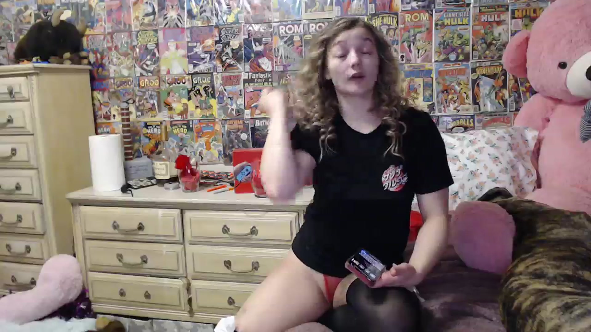 Gallery image thumbnail from Horizon_Blue's myfreecams stream on, 09/27/2023, 09:47 image 17 of 20