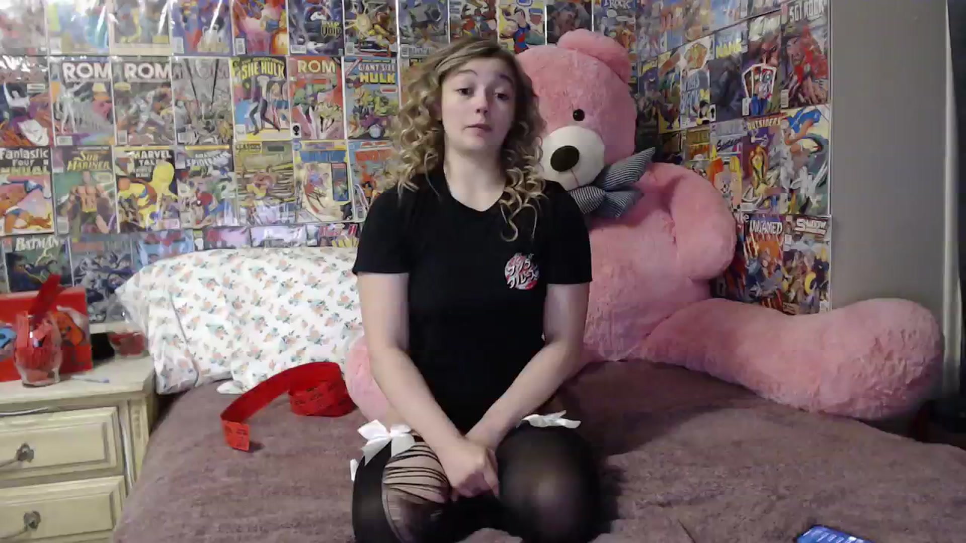 Gallery image thumbnail from Horizon_Blue's myfreecams stream on, 09/27/2023, 10:30 image 18 of 20