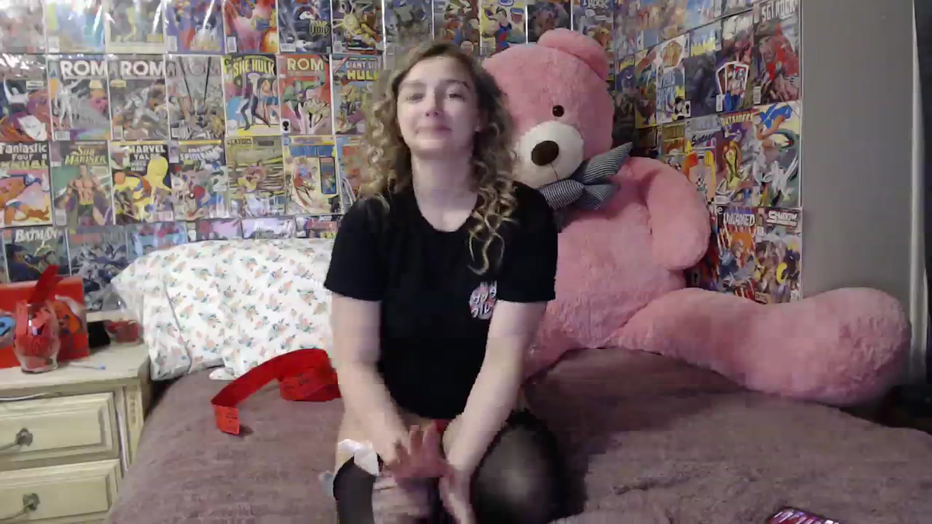 Gallery image thumbnail from Horizon_Blue's myfreecams stream on, 09/27/2023, 10:30 image 19 of 20