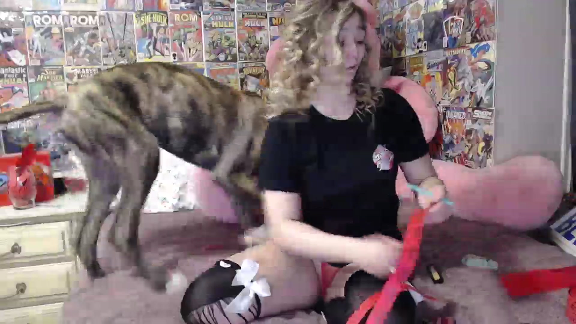 Gallery image thumbnail from Horizon_Blue's myfreecams stream on, 09/27/2023, 10:56 image 17 of 20