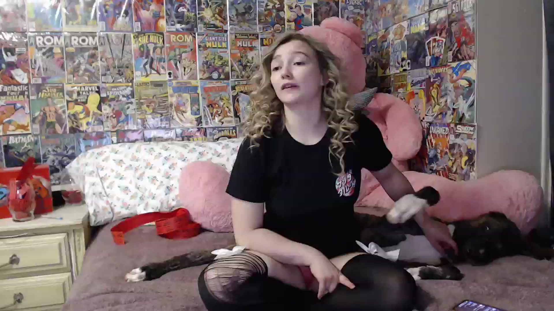 Gallery image thumbnail from Horizon_Blue's myfreecams stream on, 09/27/2023, 10:56 image 1 of 20