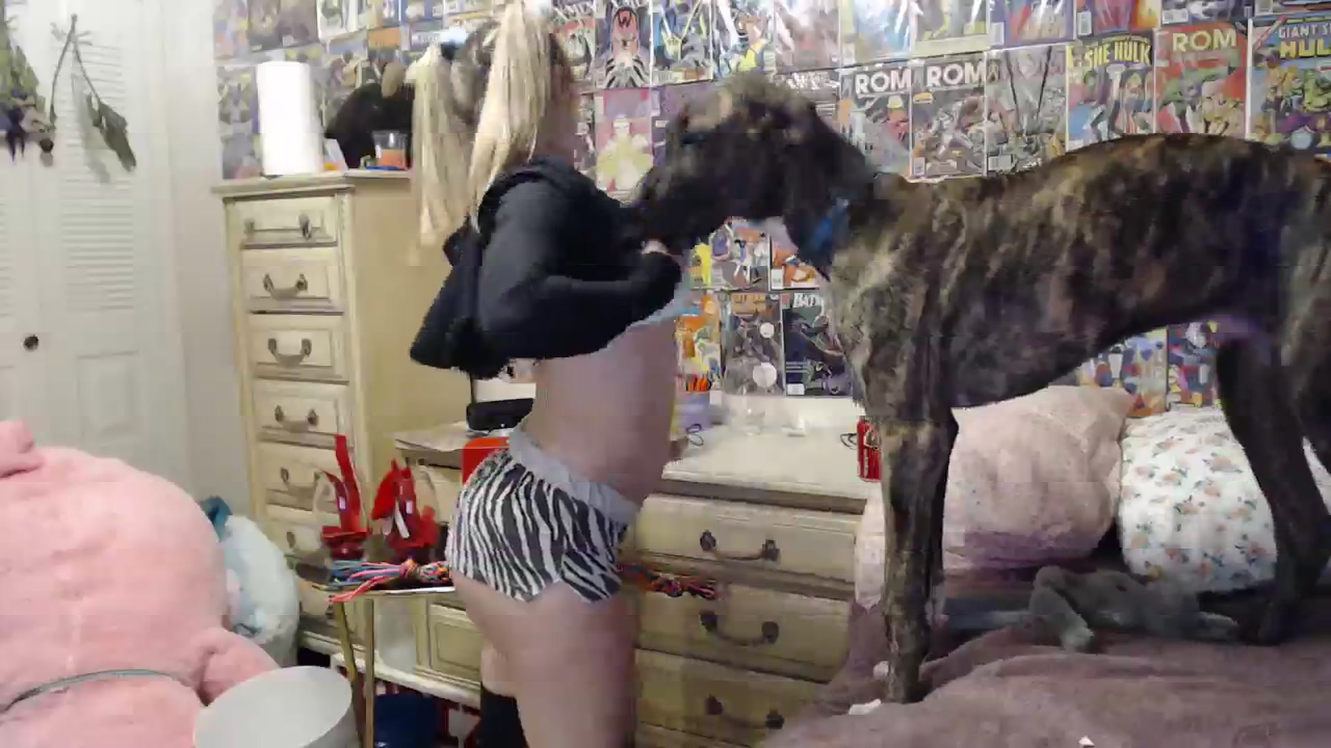 Gallery image thumbnail from Horizon_Blue's myfreecams stream on, 09/29/2023, 11:08 image 18 of 20