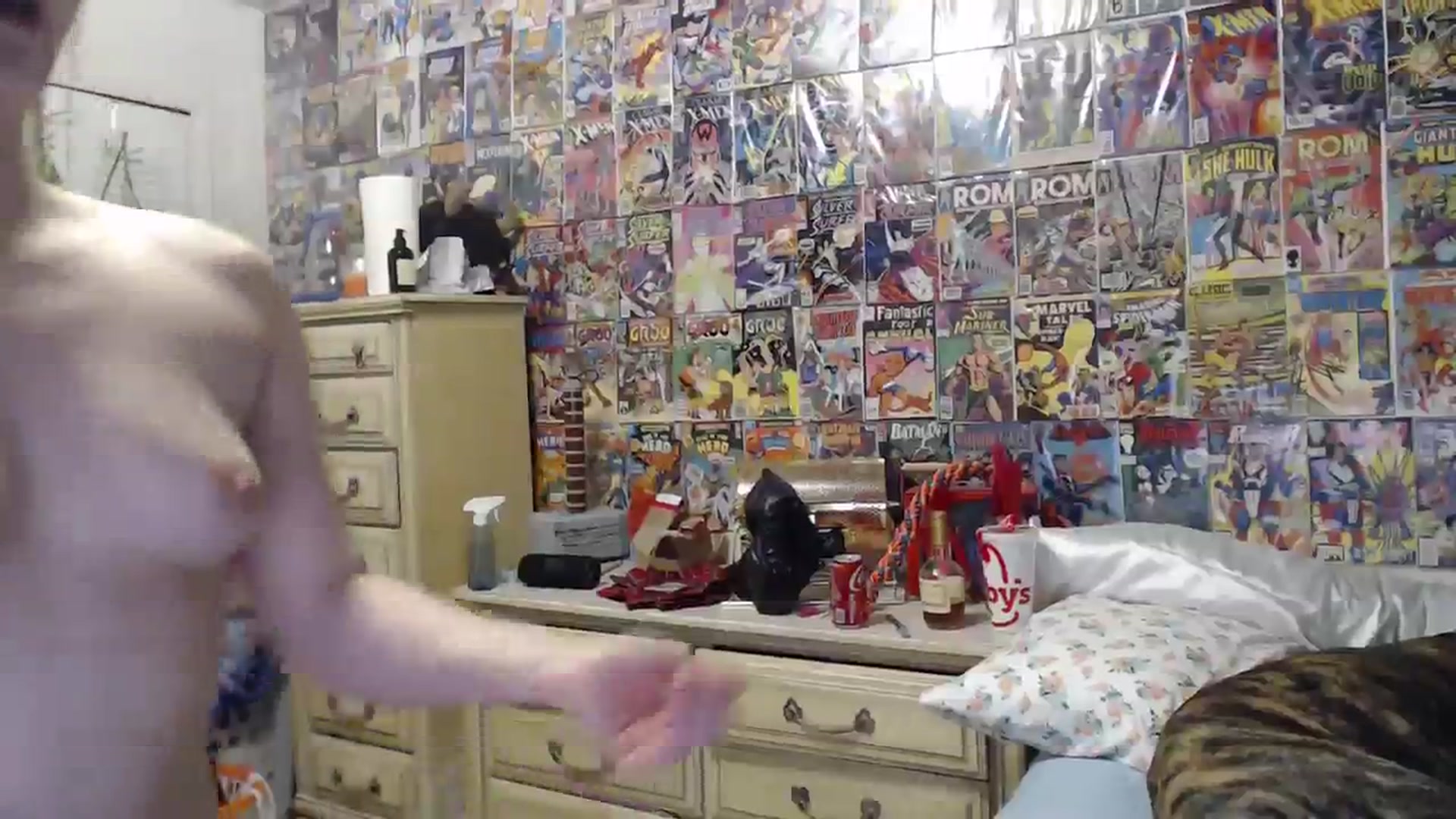 Gallery image thumbnail from Horizon_Blue's myfreecams stream on, 10/01/2023, 04:21 image 17 of 20
