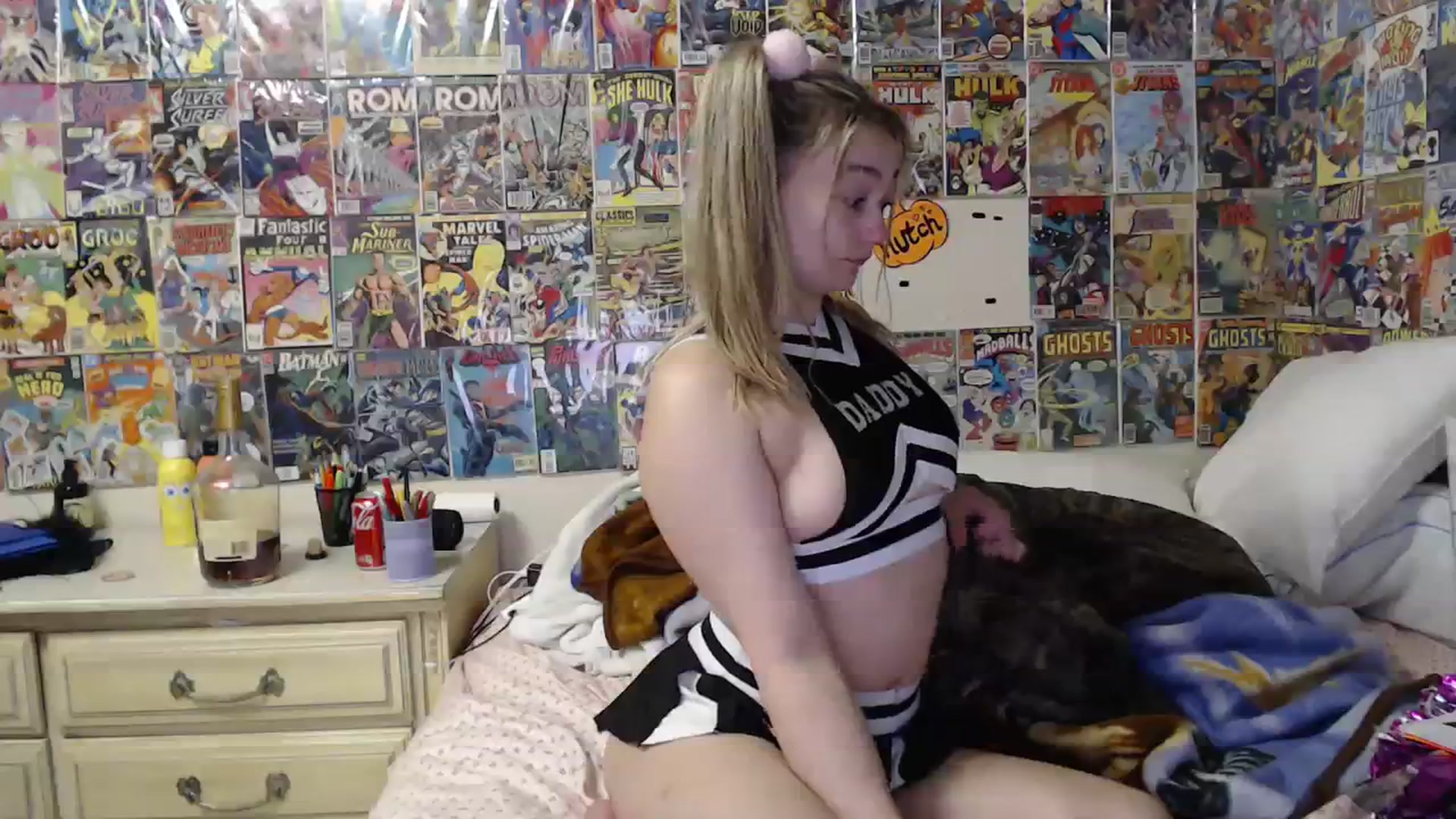 Gallery image thumbnail from Horizon_Blue's myfreecams stream on, 10/09/2023, 01:13 image 12 of 20