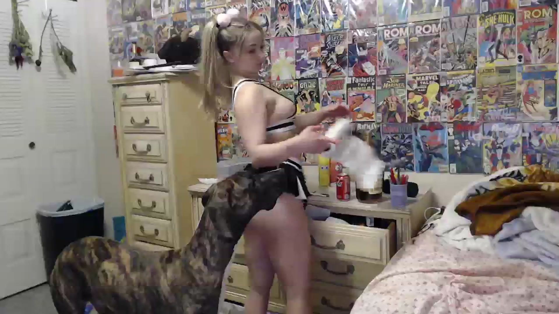 Gallery image thumbnail from Horizon_Blue's myfreecams stream on, 10/09/2023, 01:13 image 16 of 20