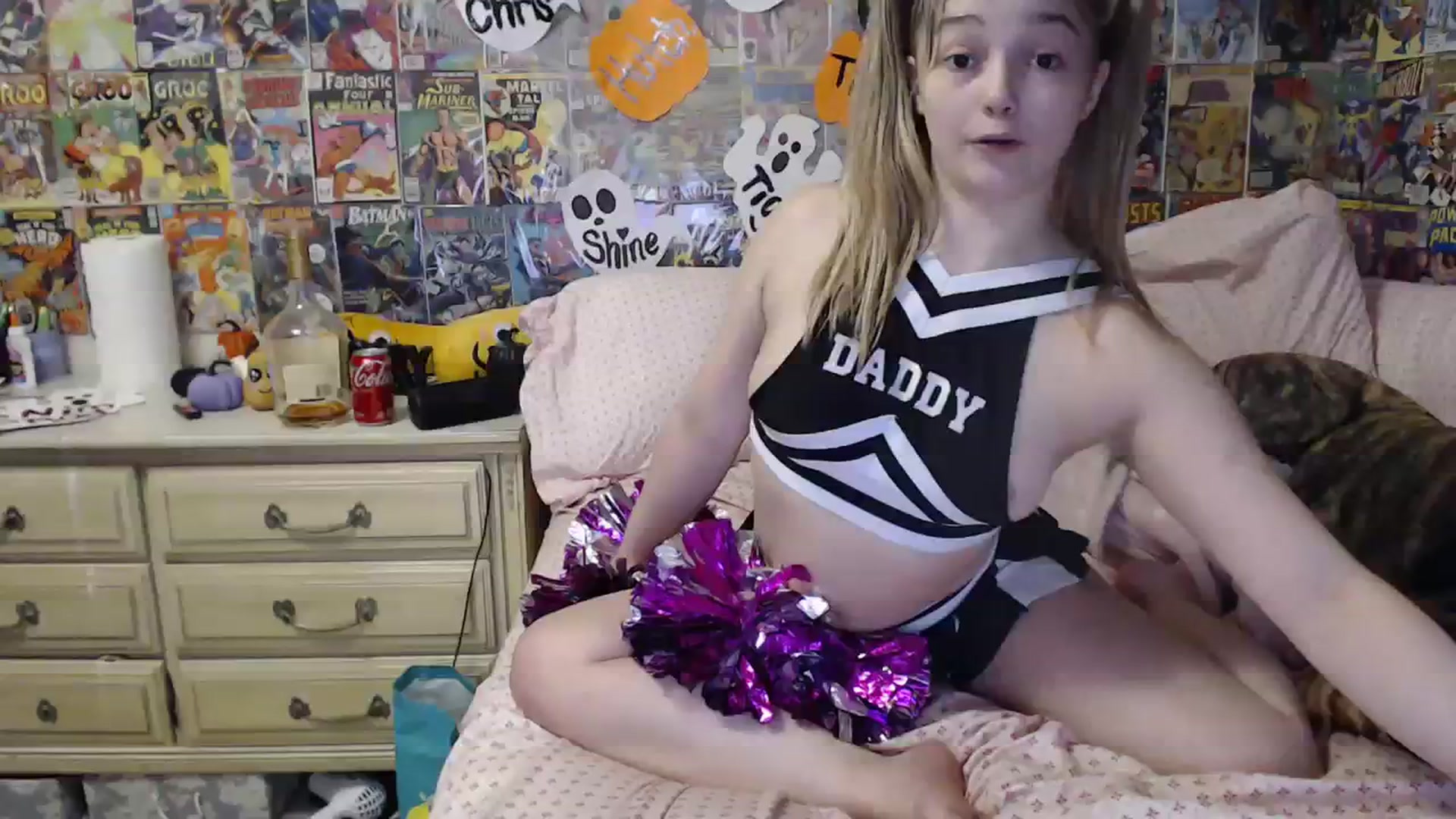 Gallery image thumbnail from Horizon_Blue's myfreecams stream on, 10/20/2023, 01:36 image 20 of 20