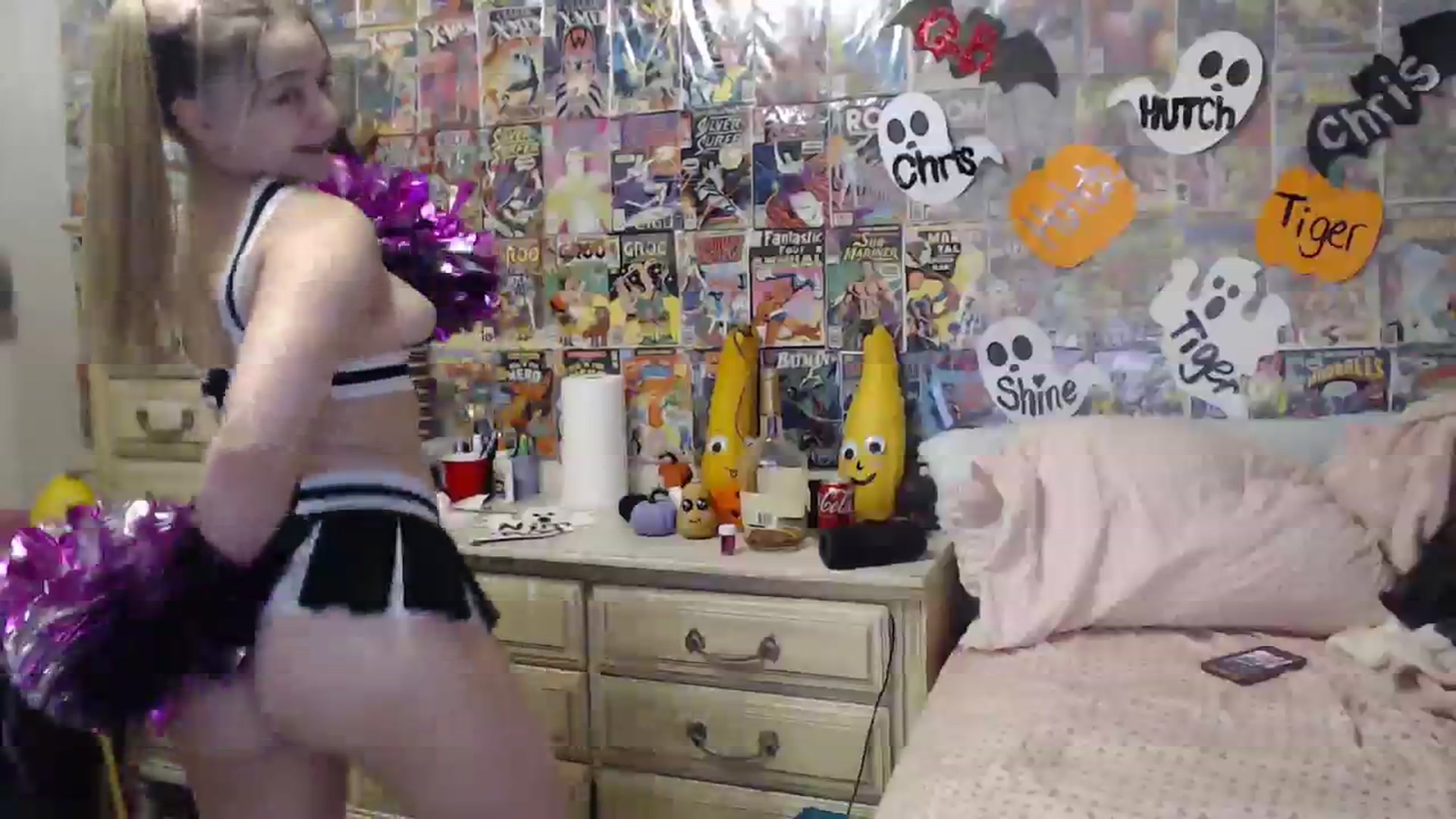 Gallery image thumbnail from Horizon_Blue's myfreecams stream on, 10/20/2023, 01:36 image 2 of 20