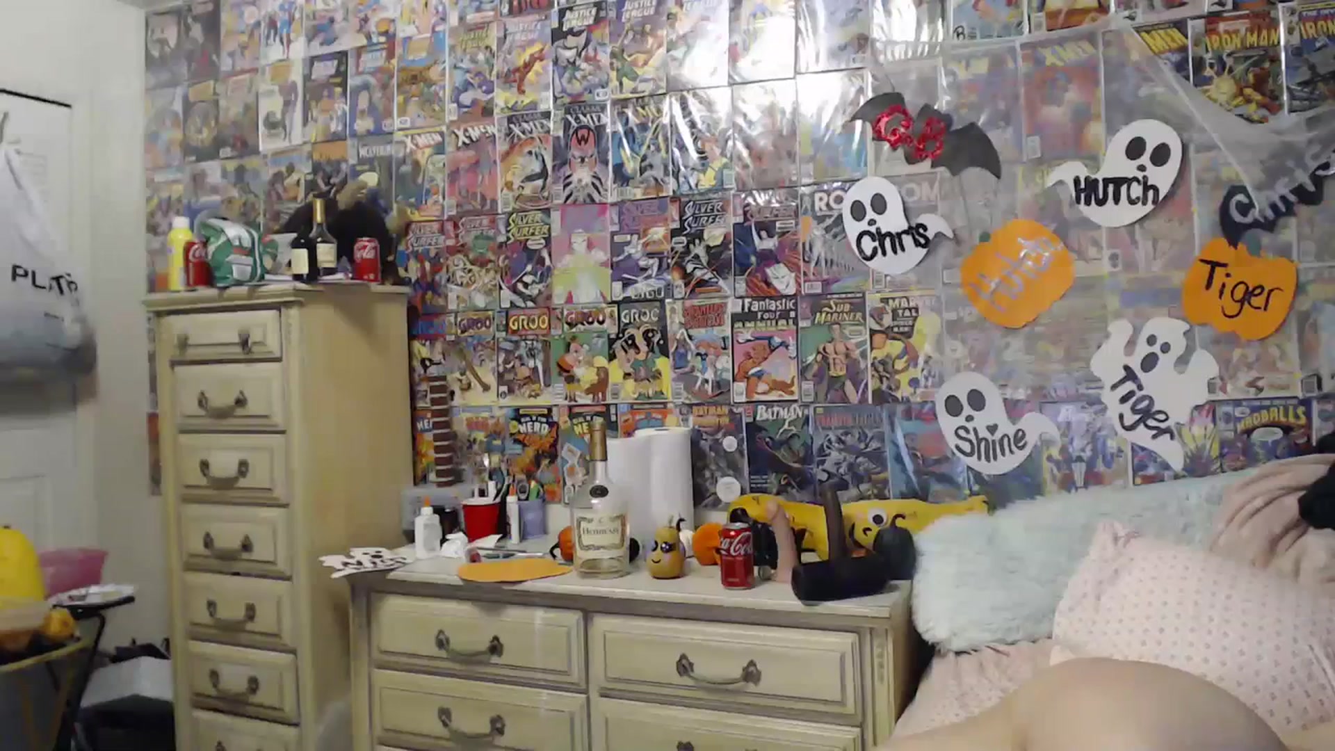 Gallery image thumbnail from Horizon_Blue's myfreecams stream on, 10/20/2023, 03:34 image 13 of 20