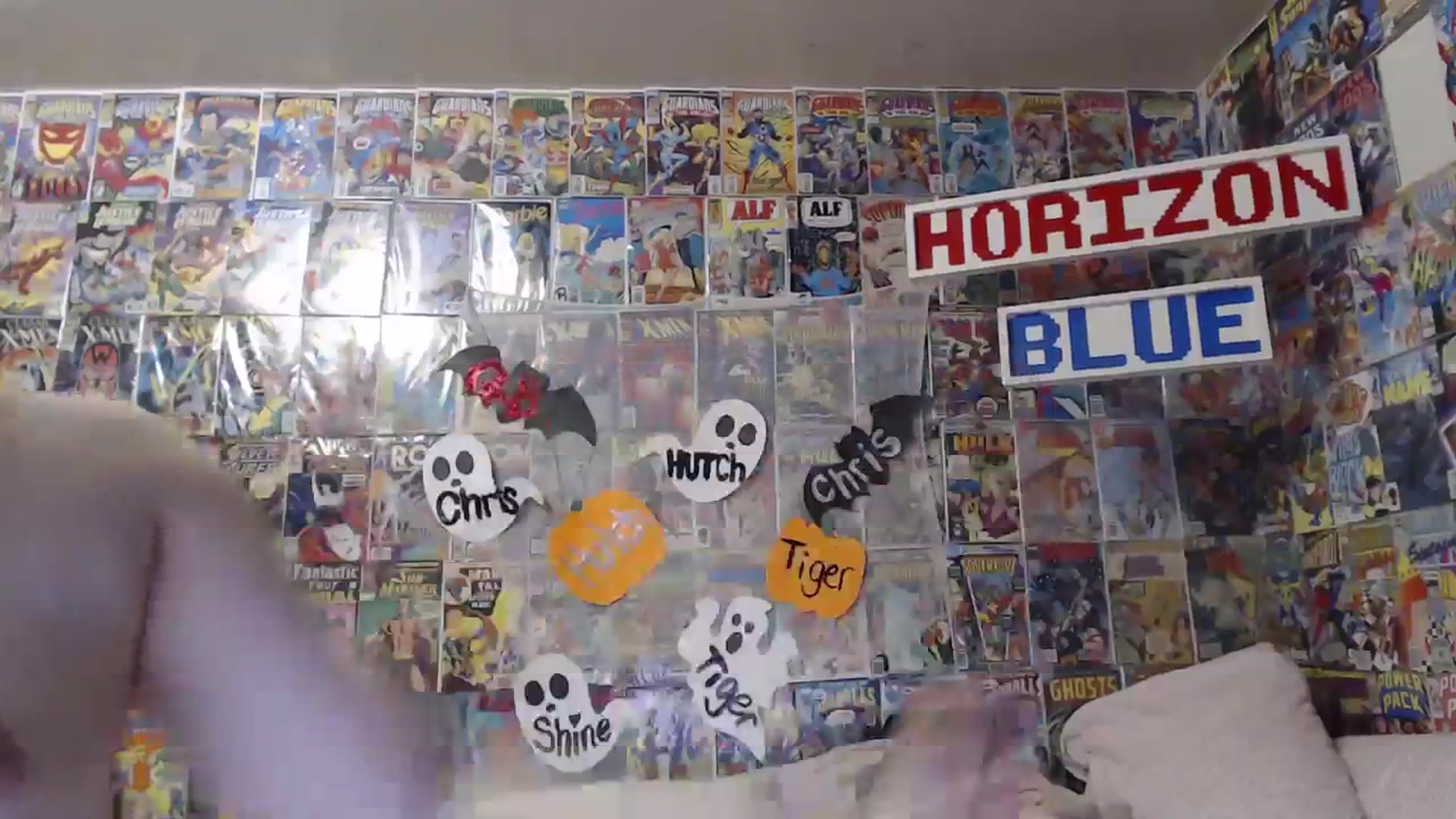 Gallery image thumbnail from Horizon_Blue's myfreecams stream on, 10/20/2023, 03:34 image 9 of 20