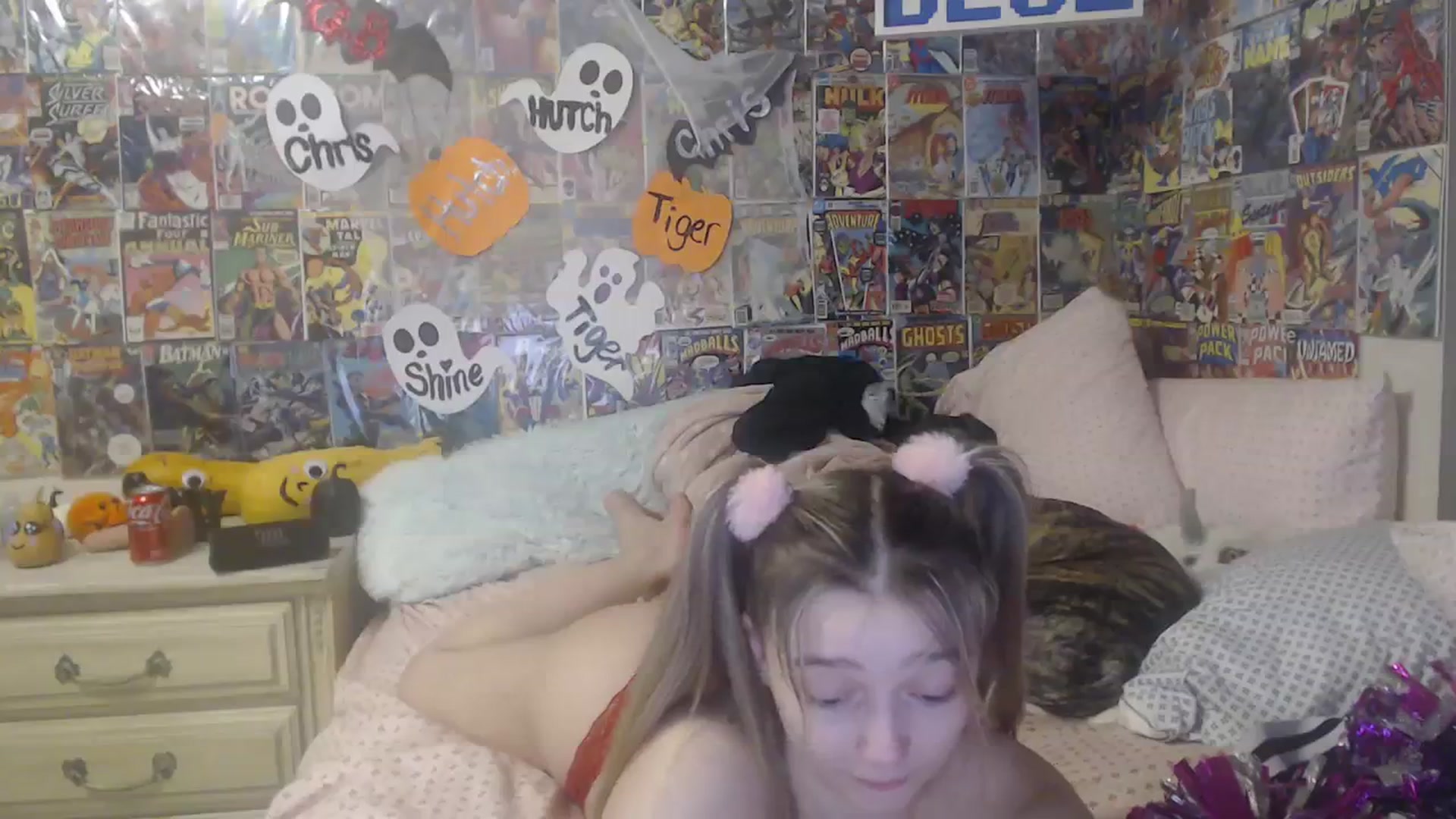Gallery image thumbnail from Horizon_Blue's myfreecams stream on, 10/20/2023, 03:58 image 15 of 20