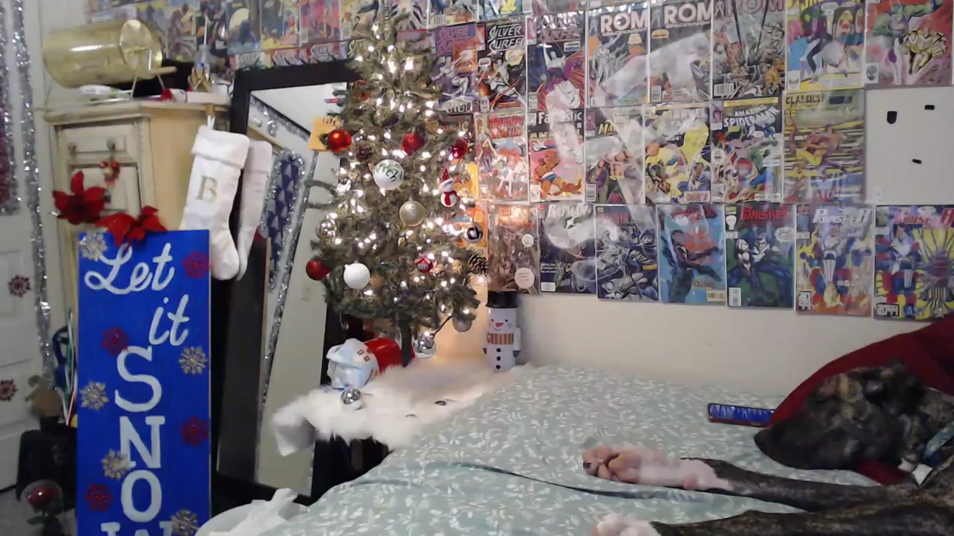 Gallery image thumbnail from Horizon_Blue's myfreecams stream on, 12/12/2023, 08:35 image 11 of 20