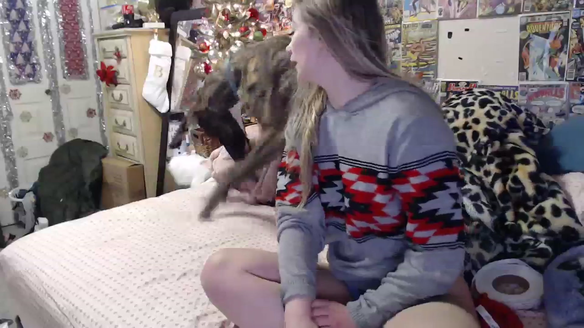 Gallery image thumbnail from Horizon_Blue's myfreecams stream on, 12/22/2023, 05:49 image 20 of 20