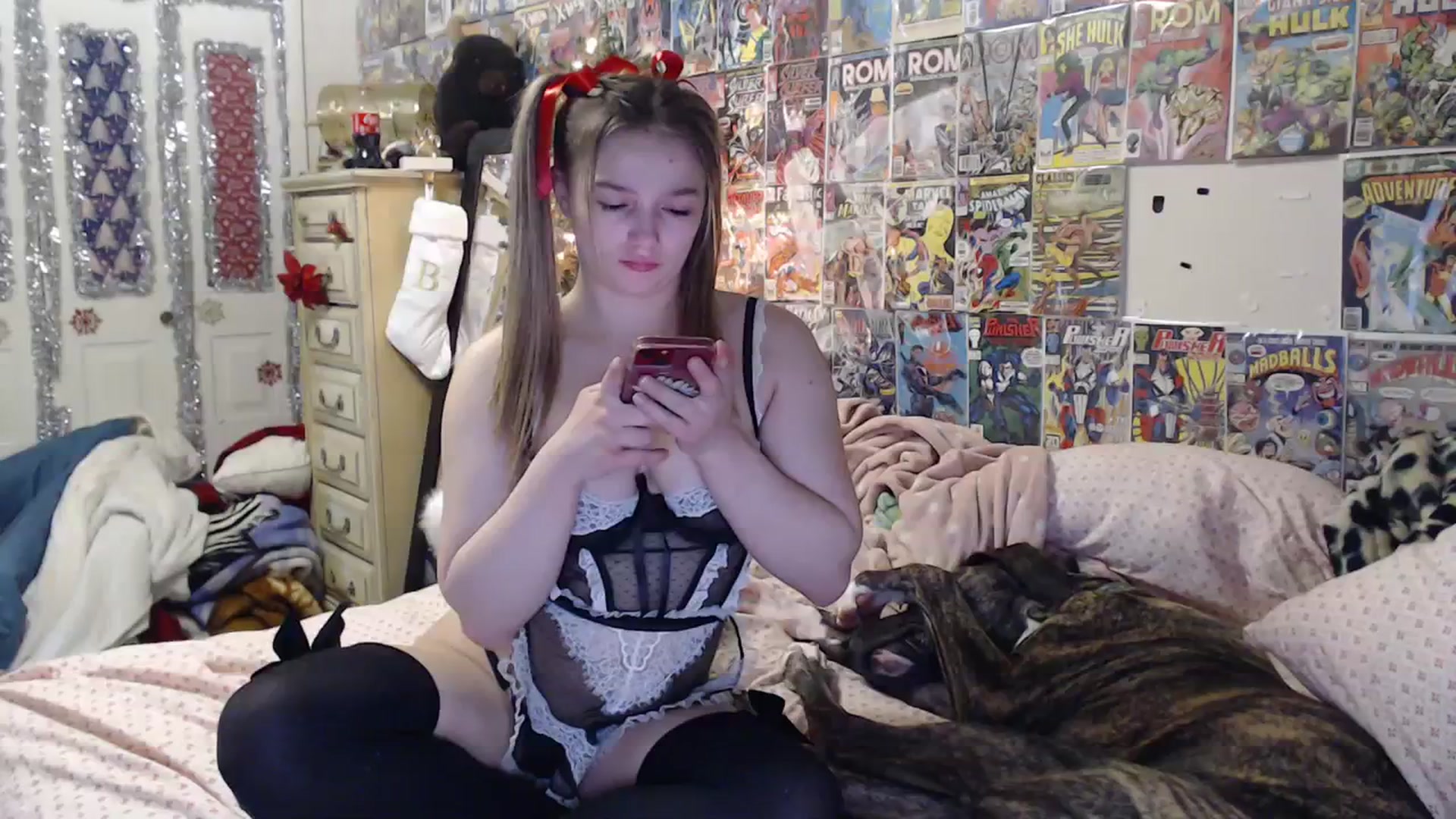 Gallery image thumbnail from Horizon_Blue's myfreecams stream on, 12/24/2023, 04:24 image 11 of 20