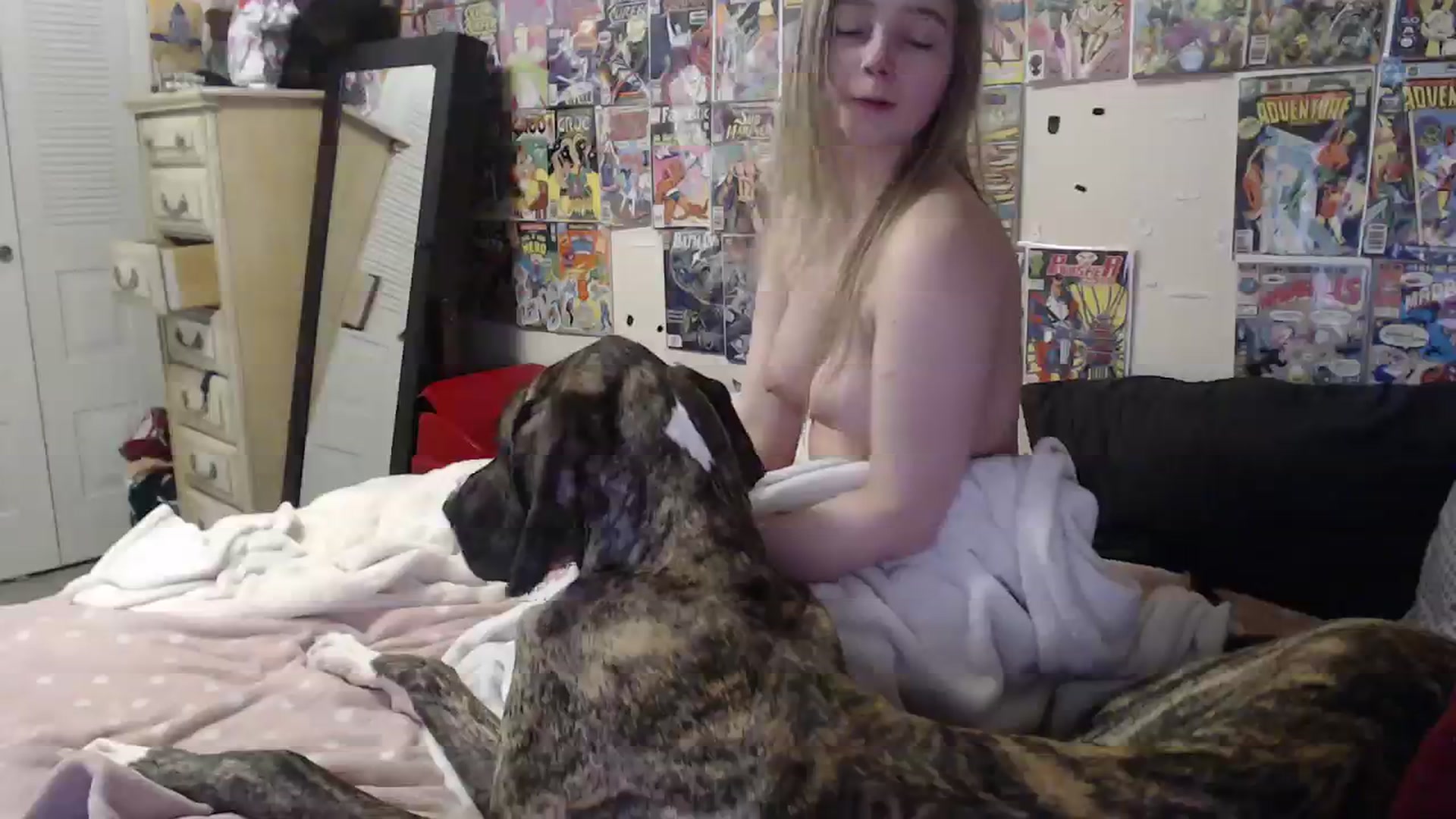 Gallery image thumbnail from Horizon_Blue's myfreecams stream on, 01/24/2024, 07:56 image 17 of 20