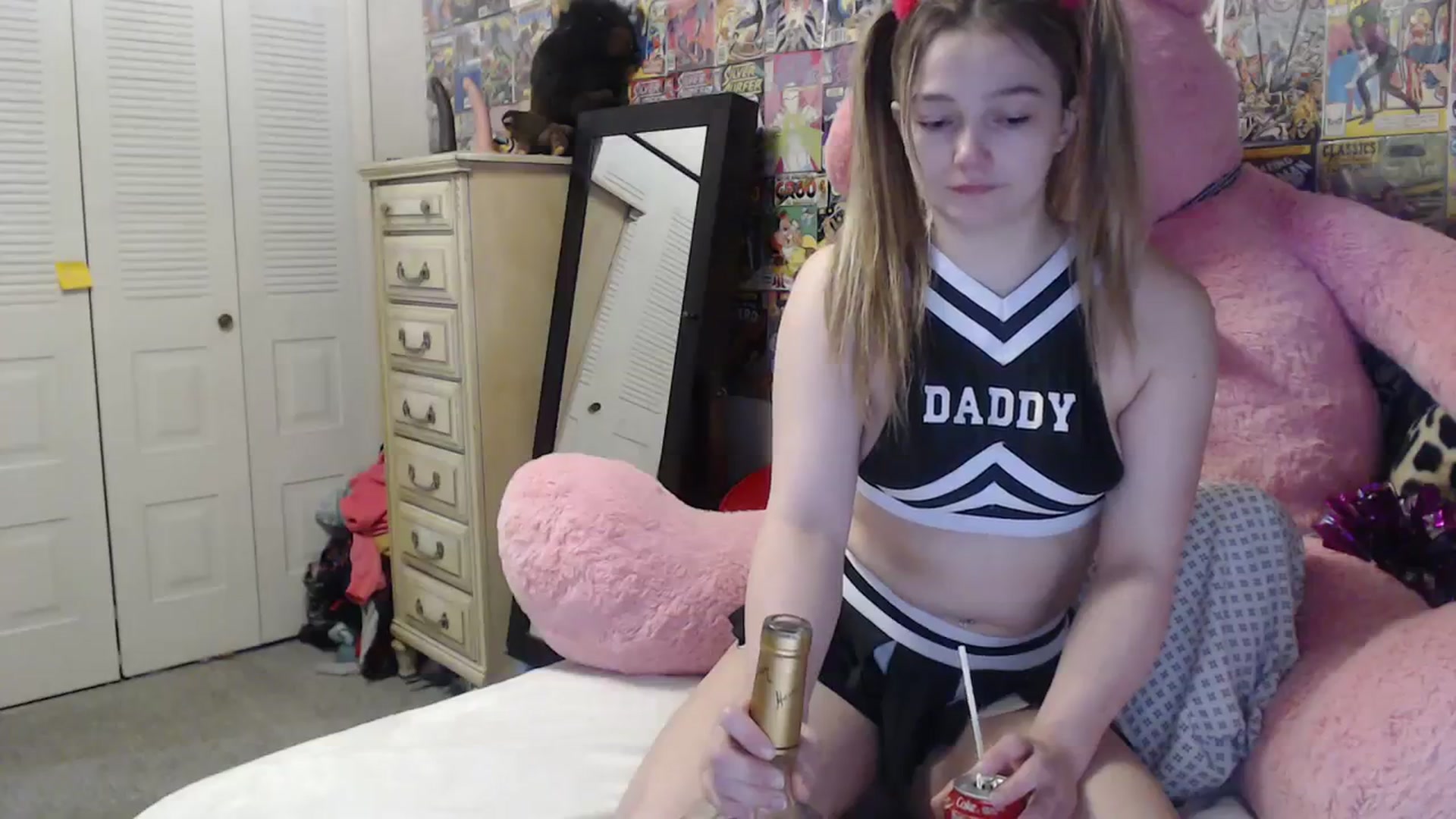 Gallery image thumbnail from Horizon_Blue's myfreecams stream on, 02/13/2024, 03:08 image 18 of 20