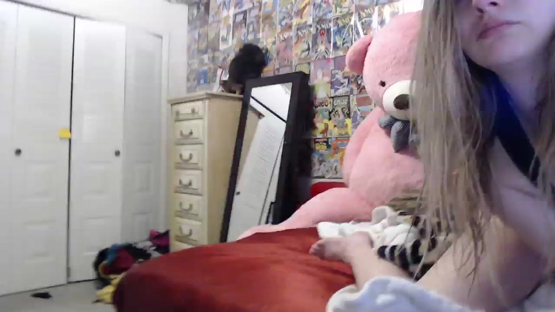 Gallery image thumbnail from Horizon_Blue's myfreecams stream on, 02/13/2024, 07:53 image 15 of 20